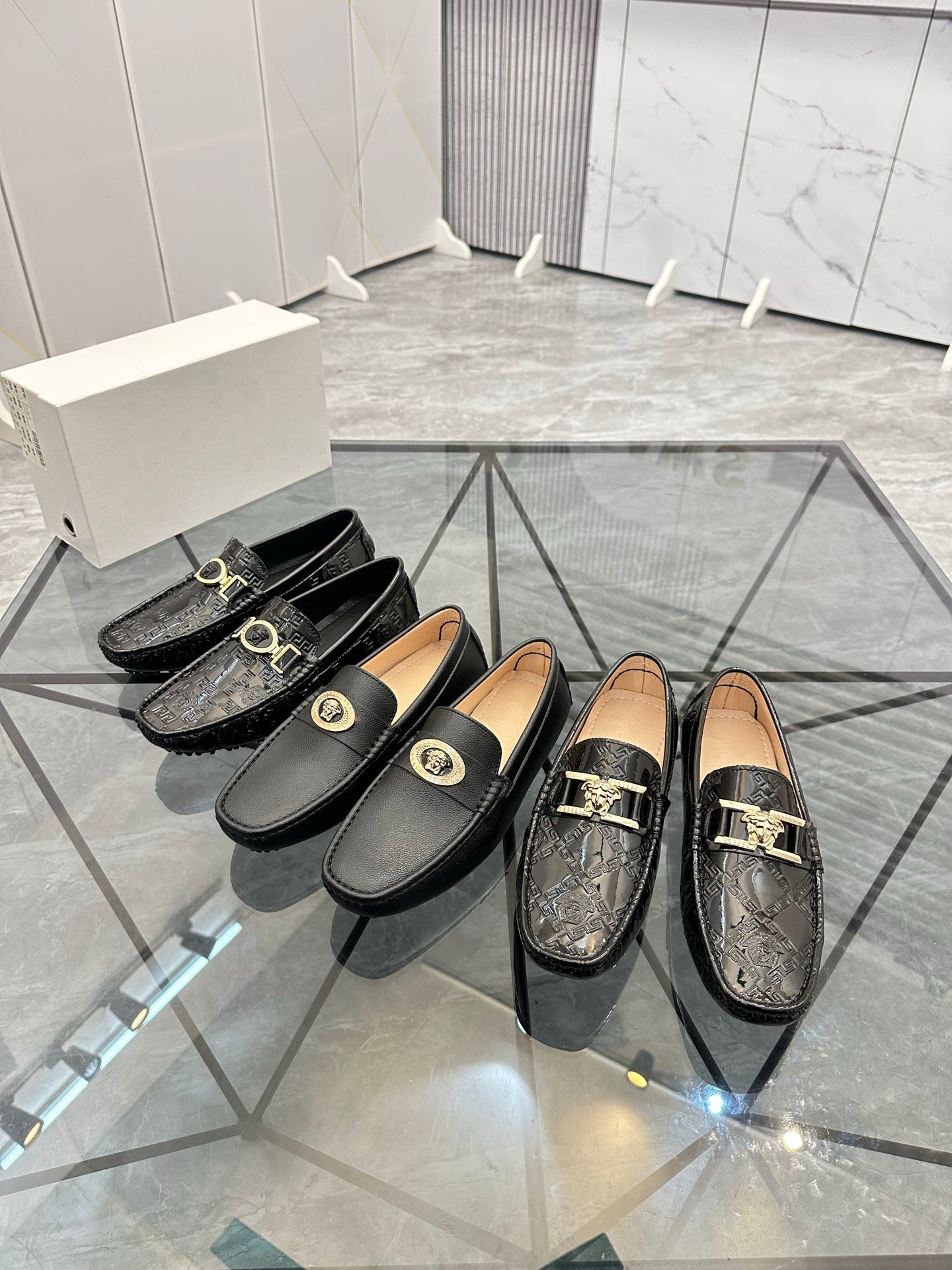 LuxluxHouse Best Quality Shoes Versace