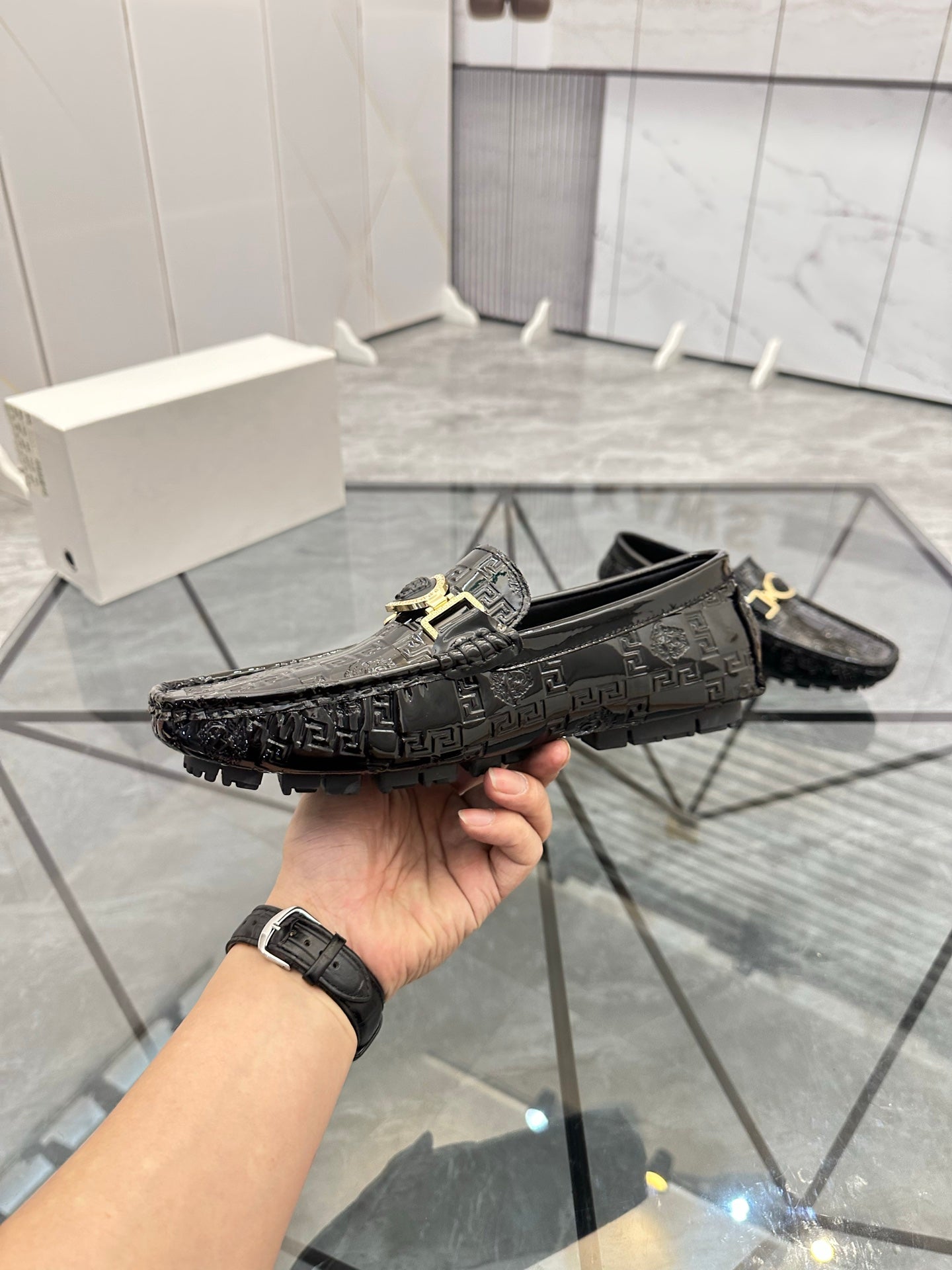 LuxluxHouse Best Quality Shoes Versace
