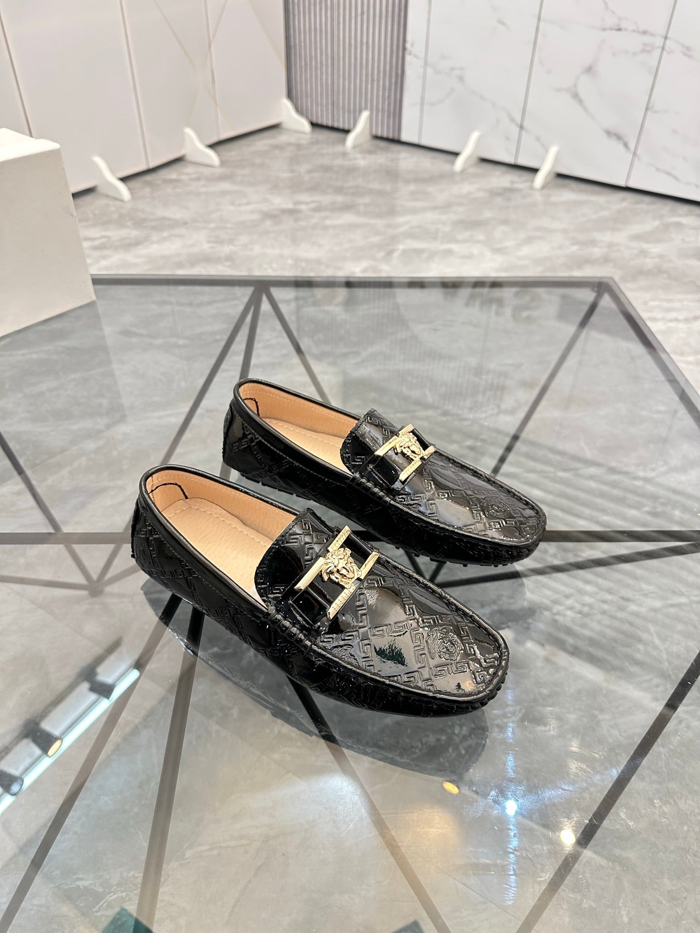LuxluxHouse Best Quality Shoes Versace