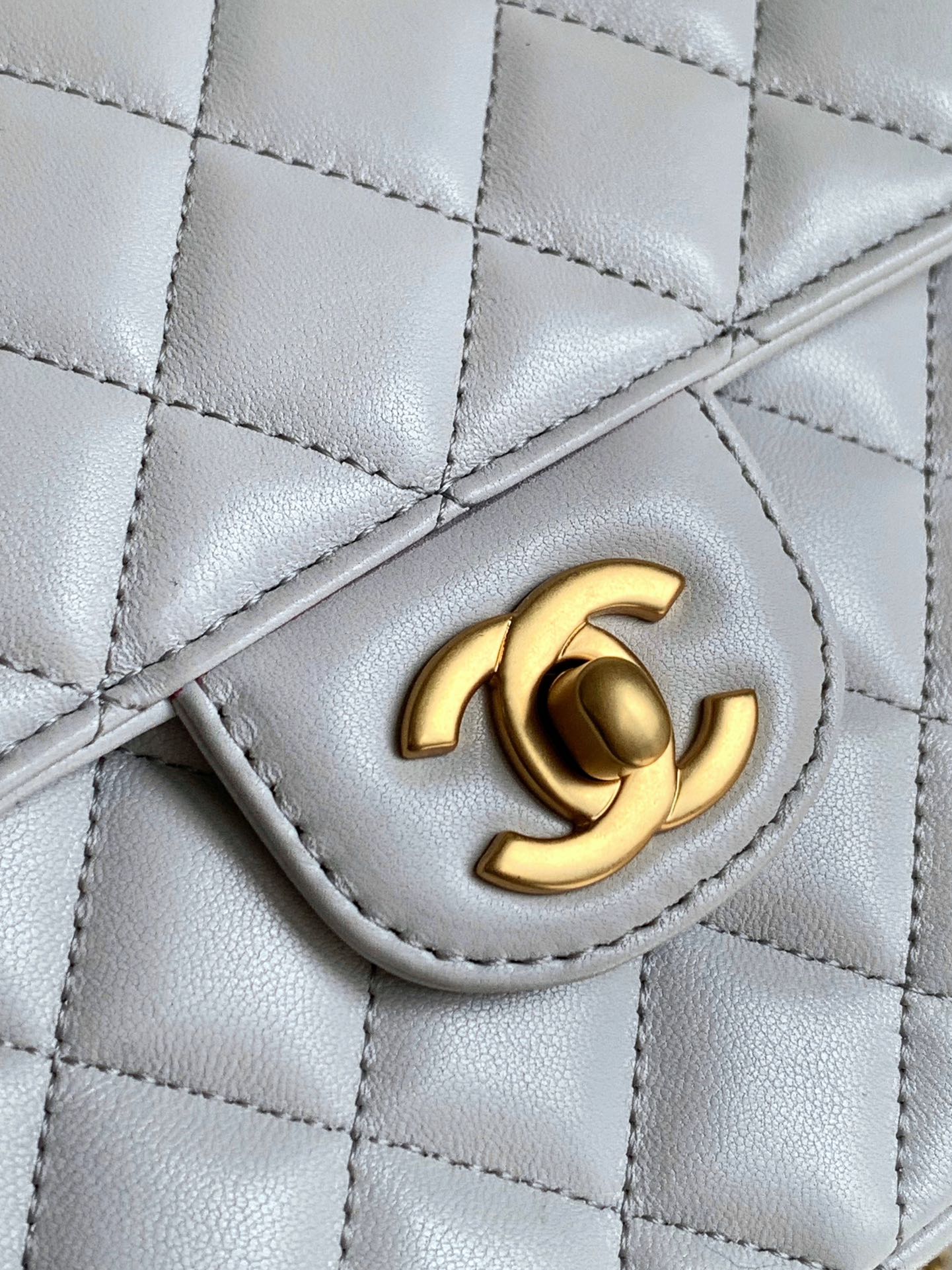 LuxluxHouse Best Quality Bags Chanel Women
