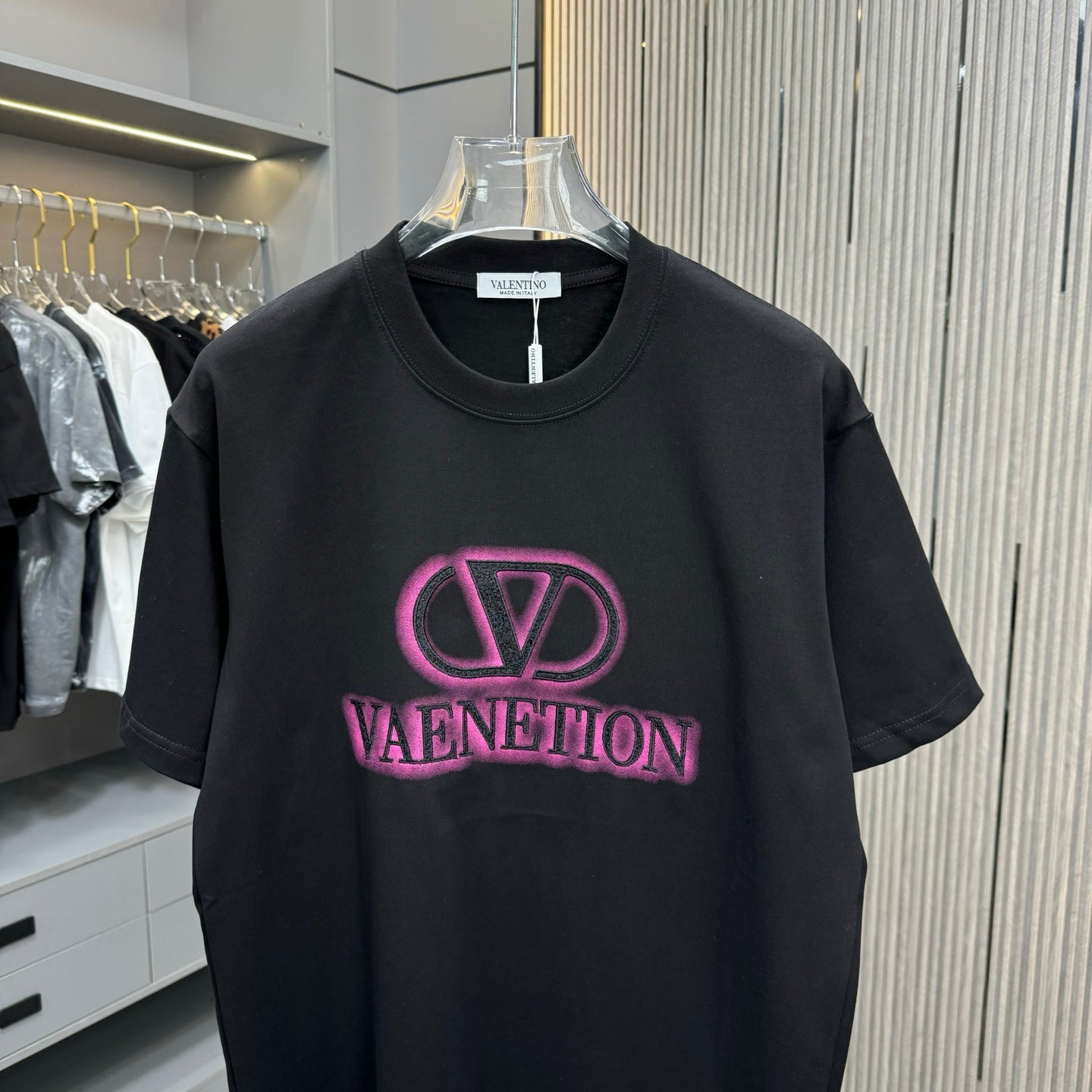 LuxluxHouse Best Quality Clothes Valentino T-shirt