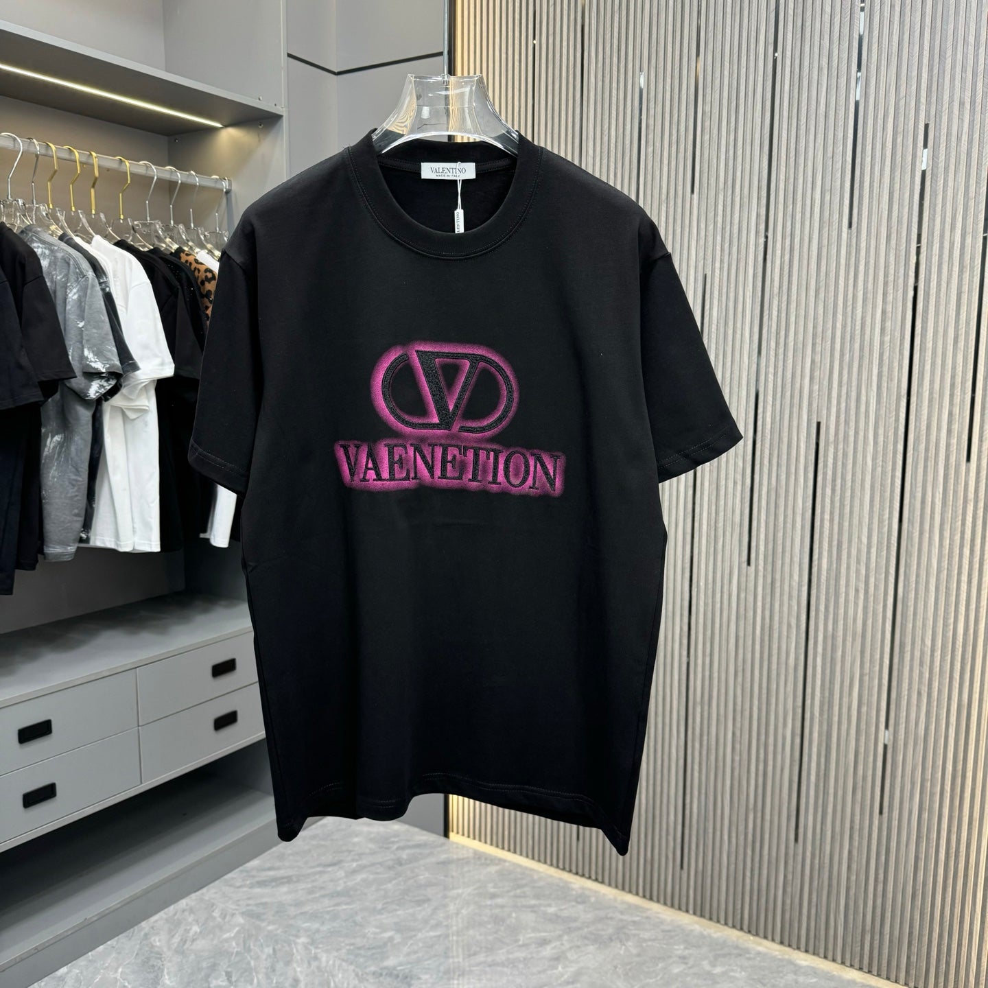 LuxluxHouse Best Quality Clothes Valentino T-shirt