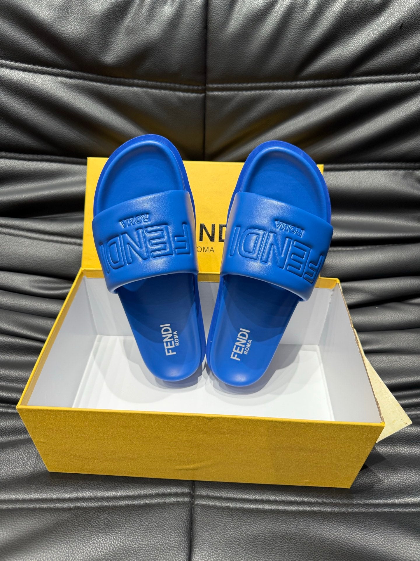 LuxluxHouse Best Quality Sandals Fendi