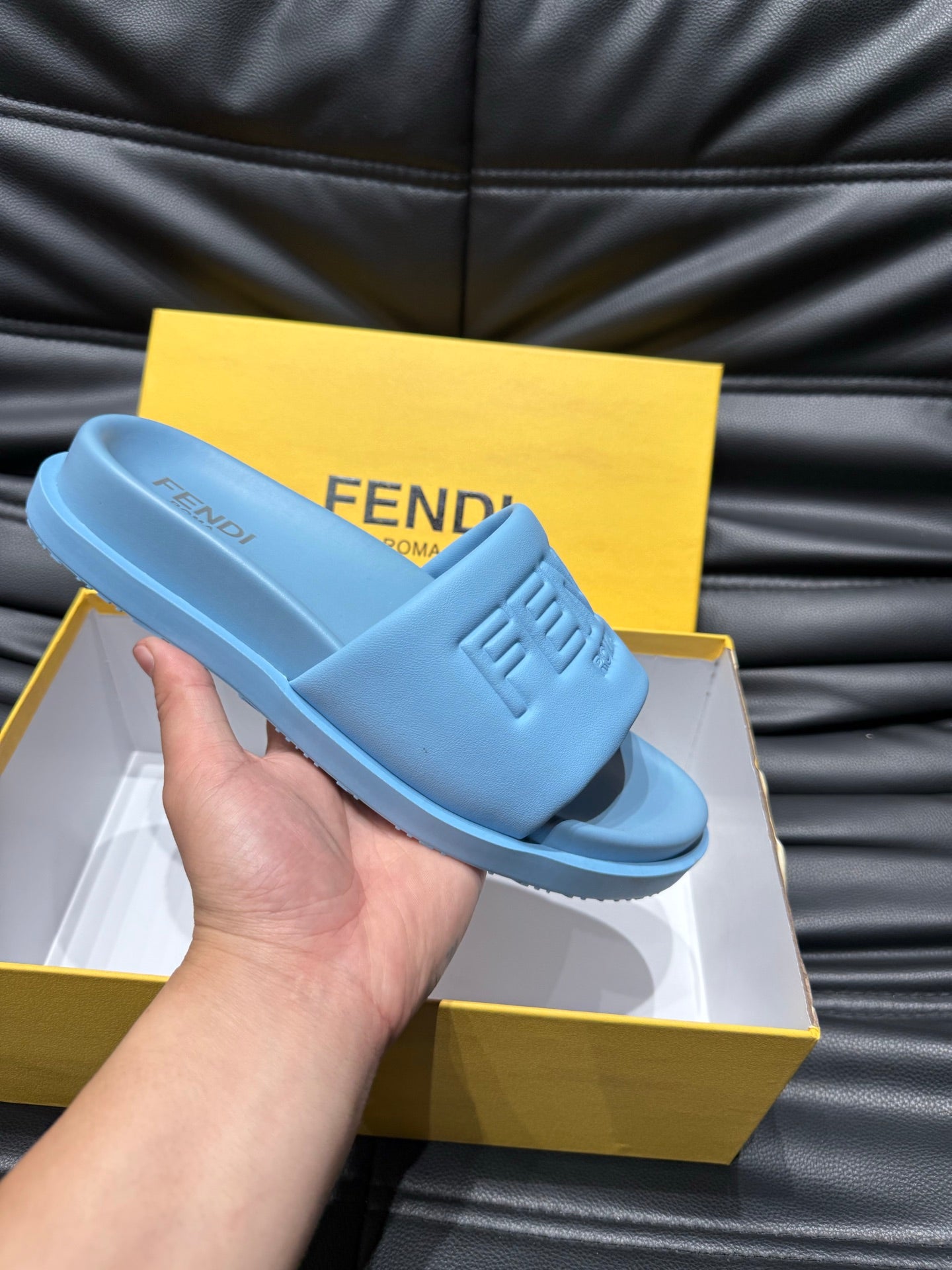 LuxluxHouse Best Quality Sandals Fendi