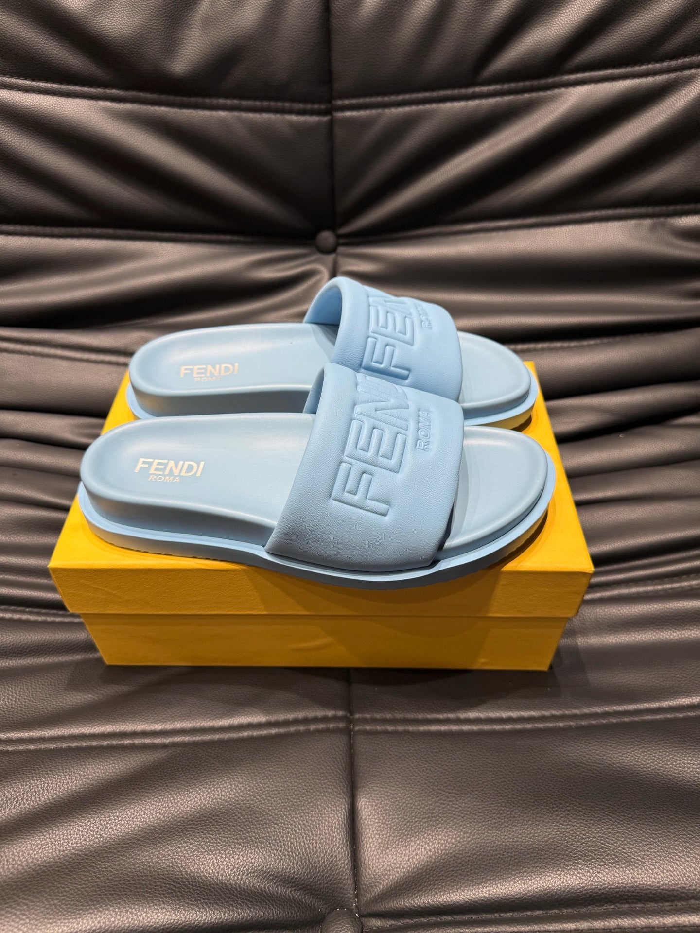 LuxluxHouse Best Quality Sandals Fendi