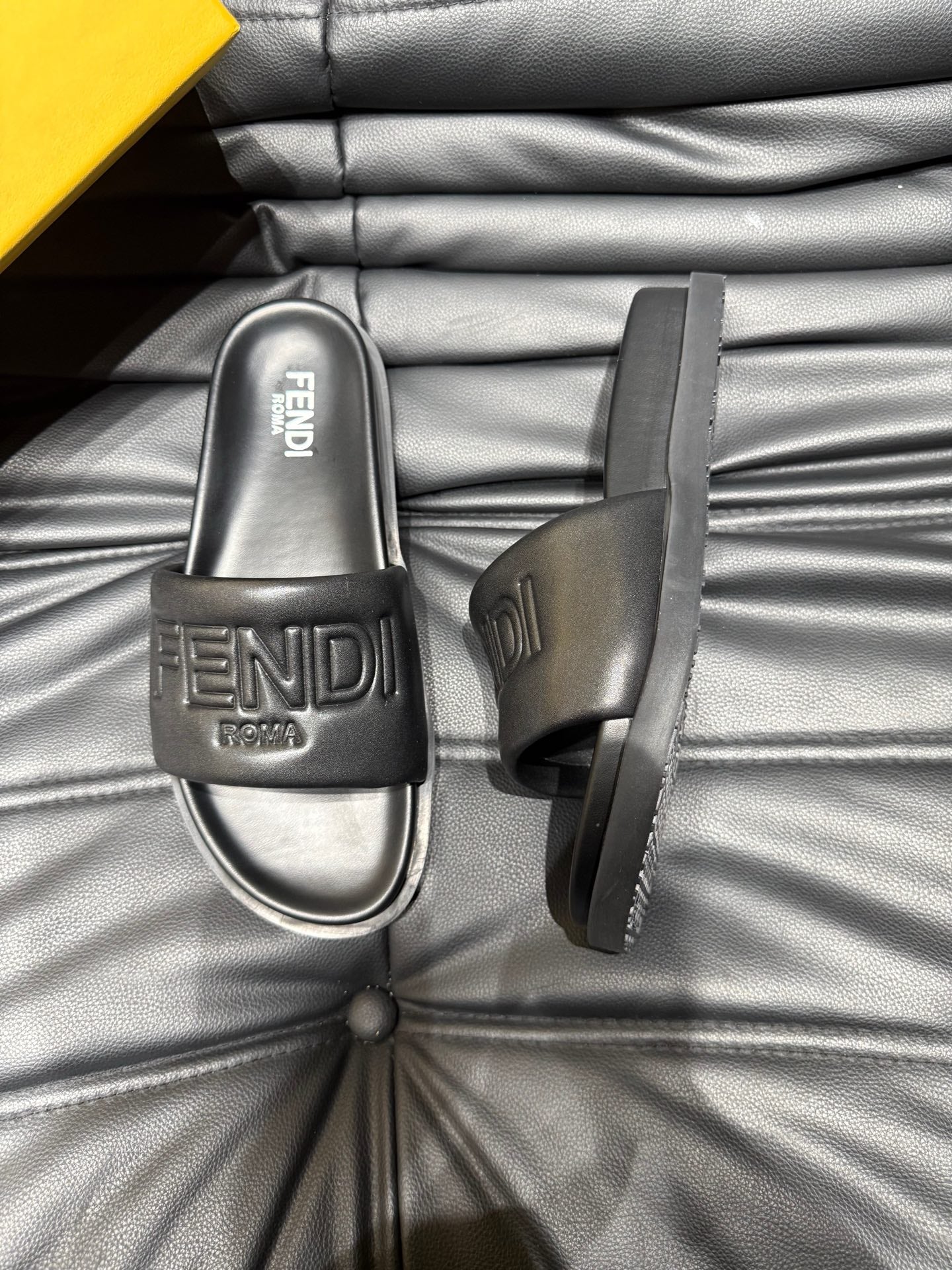 LuxluxHouse Best Quality Sandals Fendi