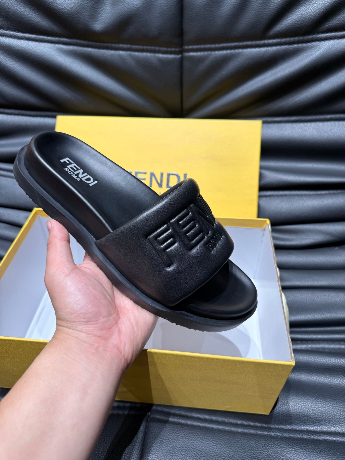 LuxluxHouse Best Quality Sandals Fendi