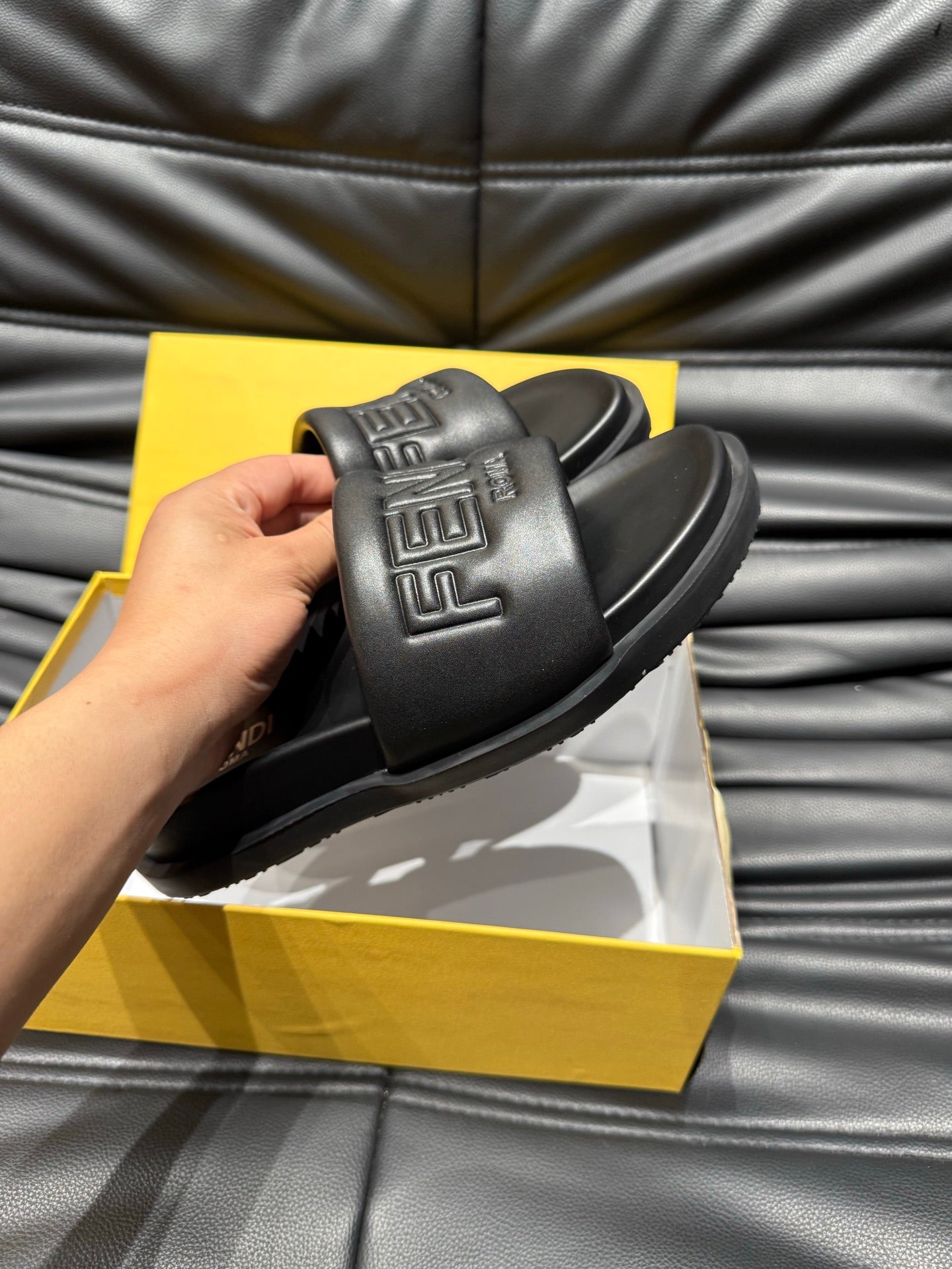 LuxluxHouse Best Quality Sandals Fendi