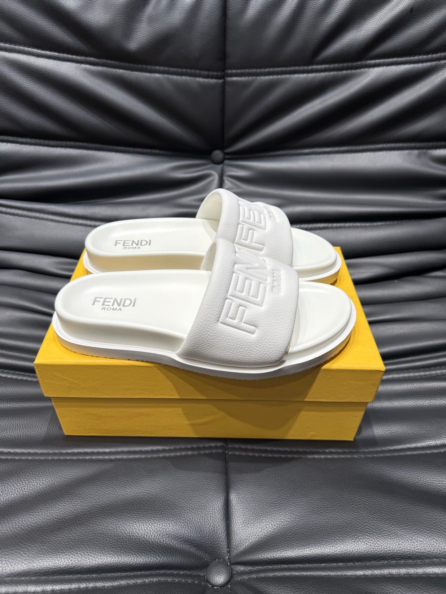 LuxluxHouse Best Quality Sandals Fendi