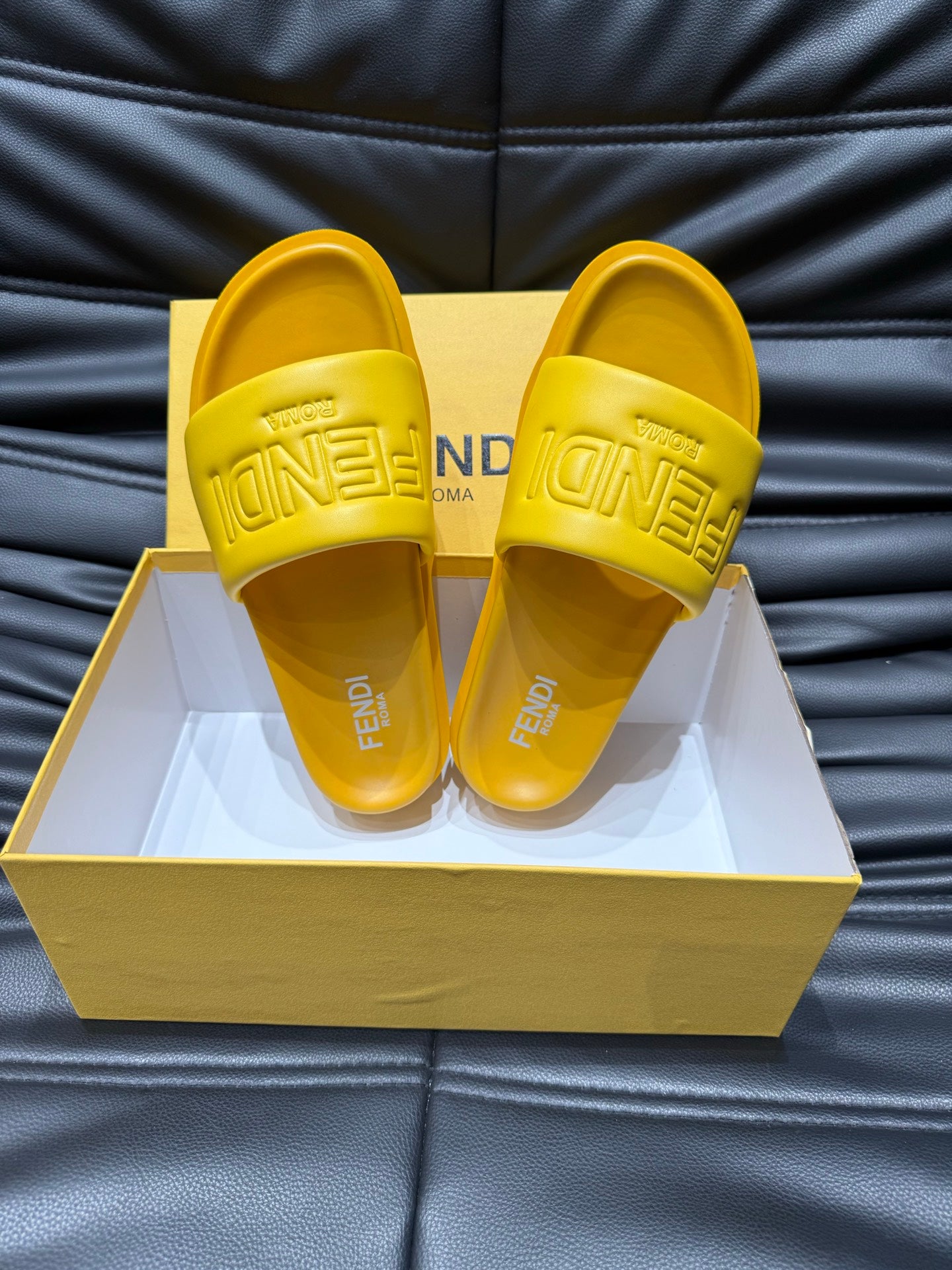 LuxluxHouse Best Quality Sandals Fendi