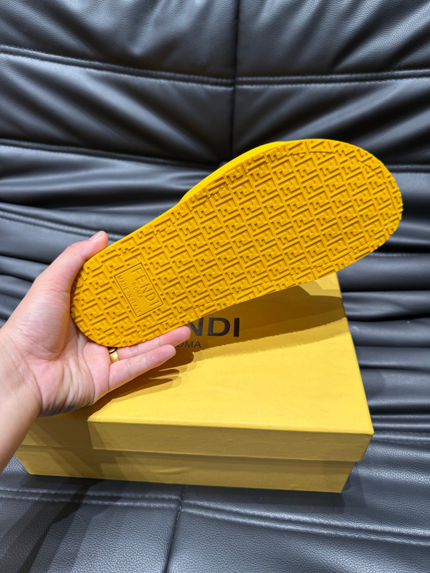 LuxluxHouse Best Quality Sandals Fendi
