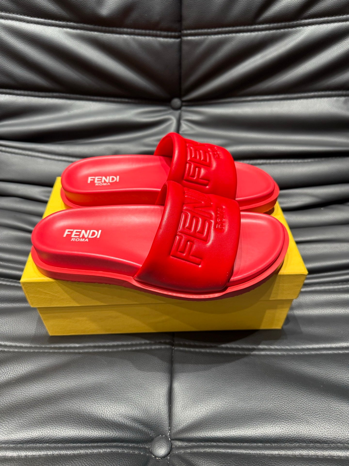 LuxluxHouse Best Quality Sandals Fendi