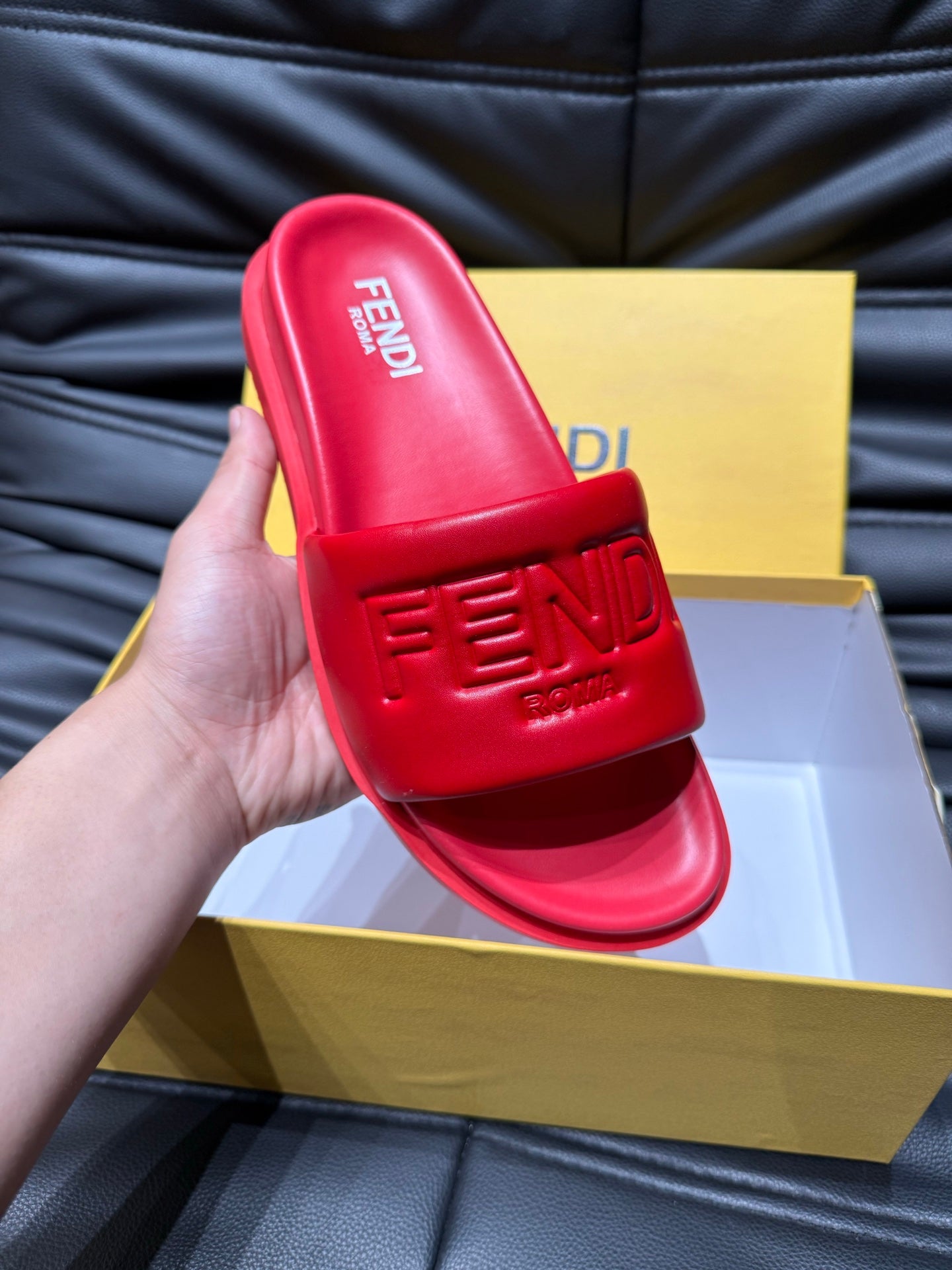 LuxluxHouse Best Quality Sandals Fendi