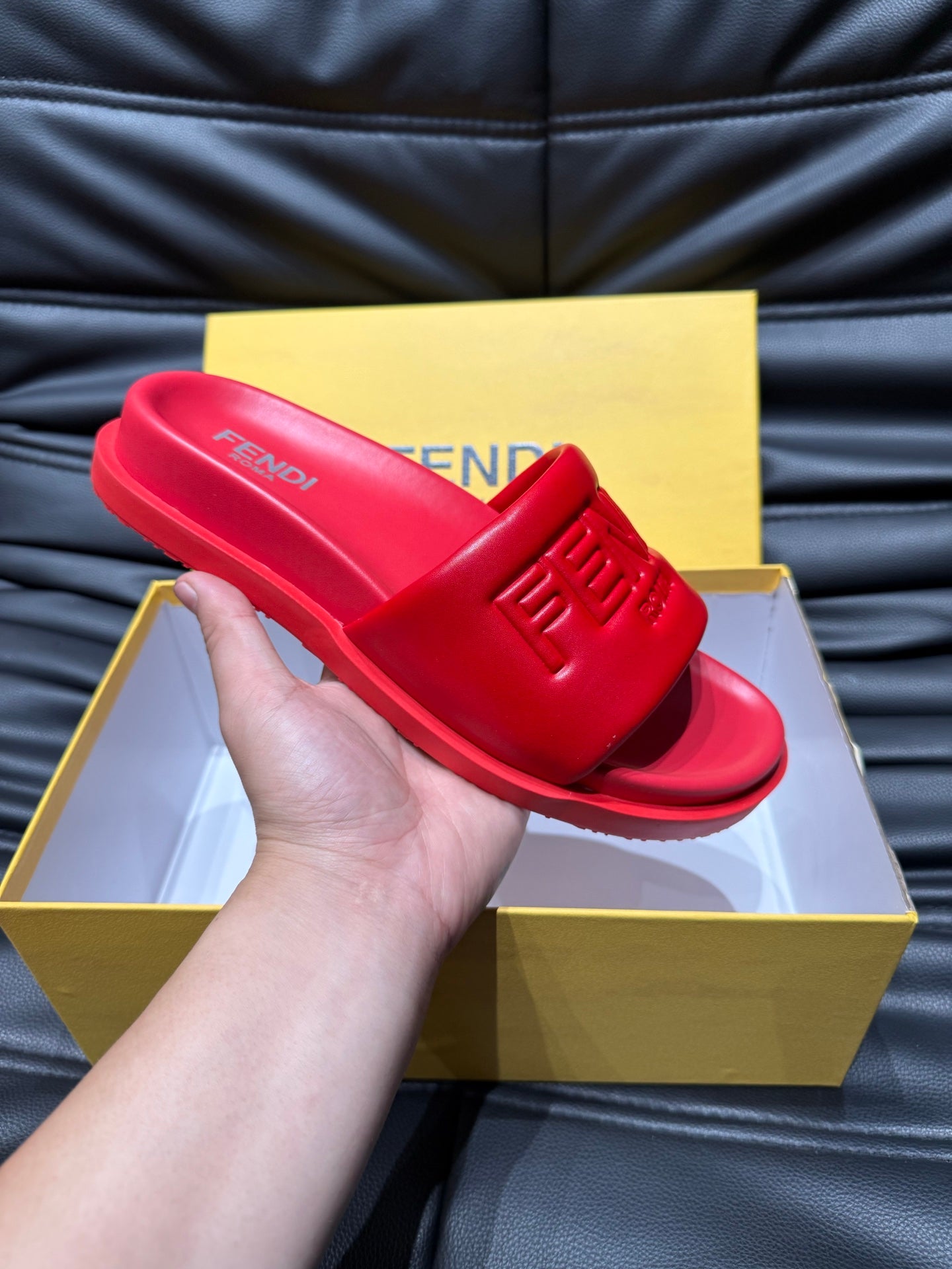LuxluxHouse Best Quality Sandals Fendi