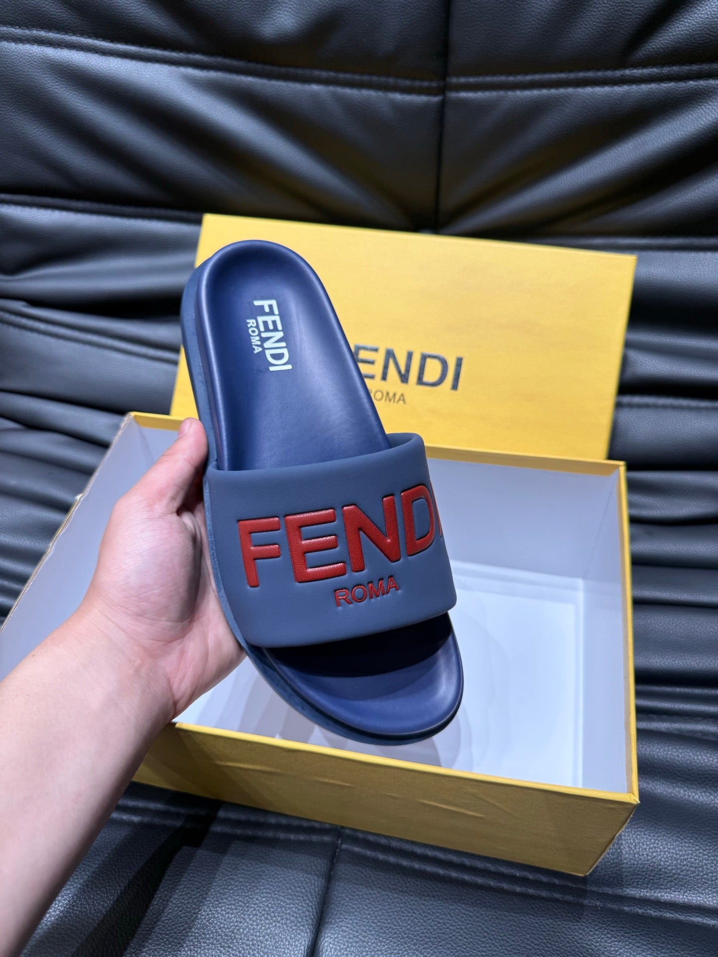 LuxluxHouse Best Quality Sandals Fendi