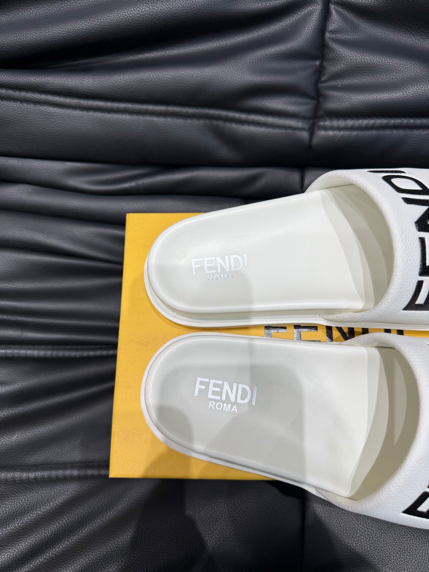 LuxluxHouse Best Quality Sandals Fendi