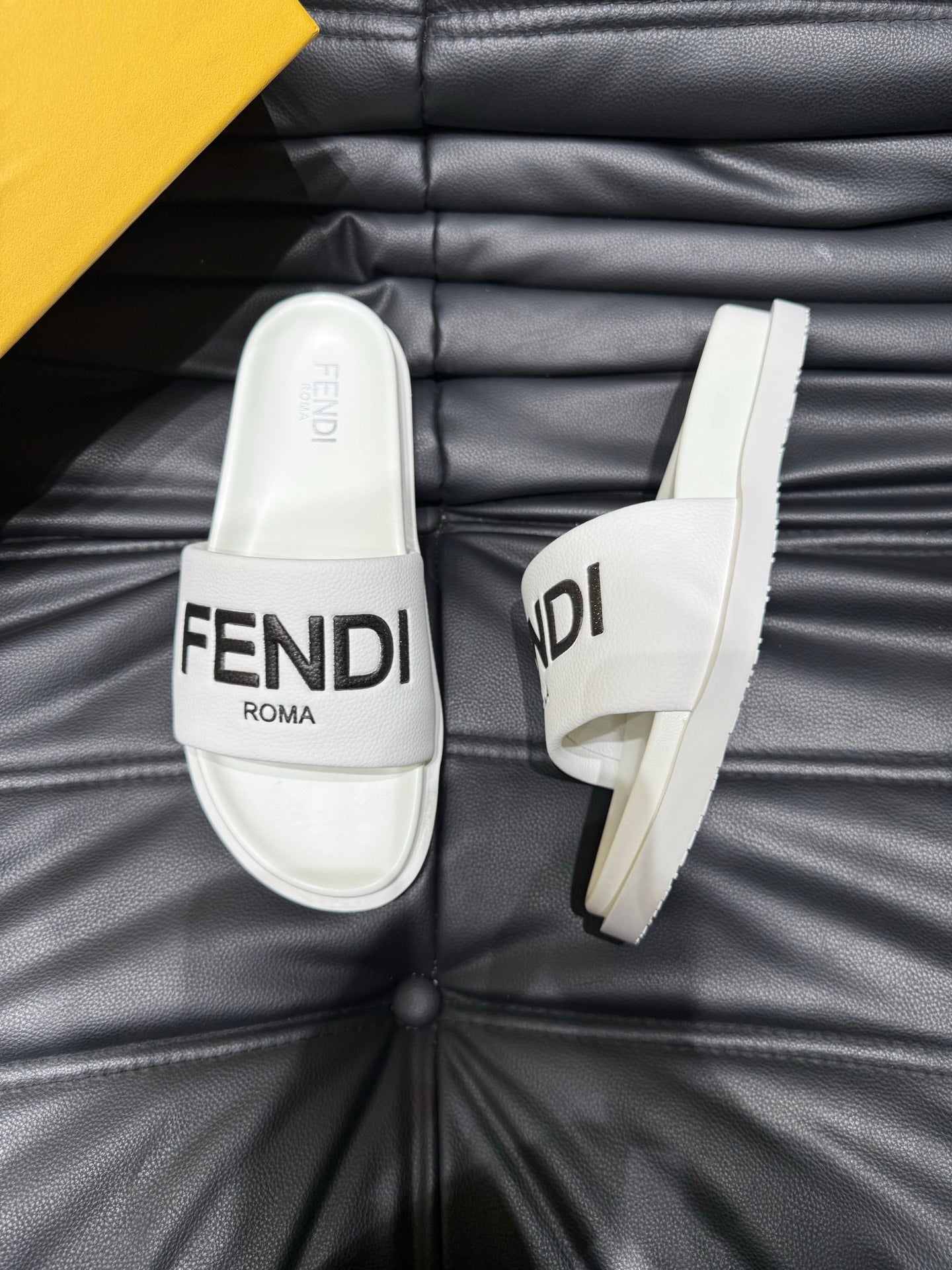 LuxluxHouse Best Quality Sandals Fendi