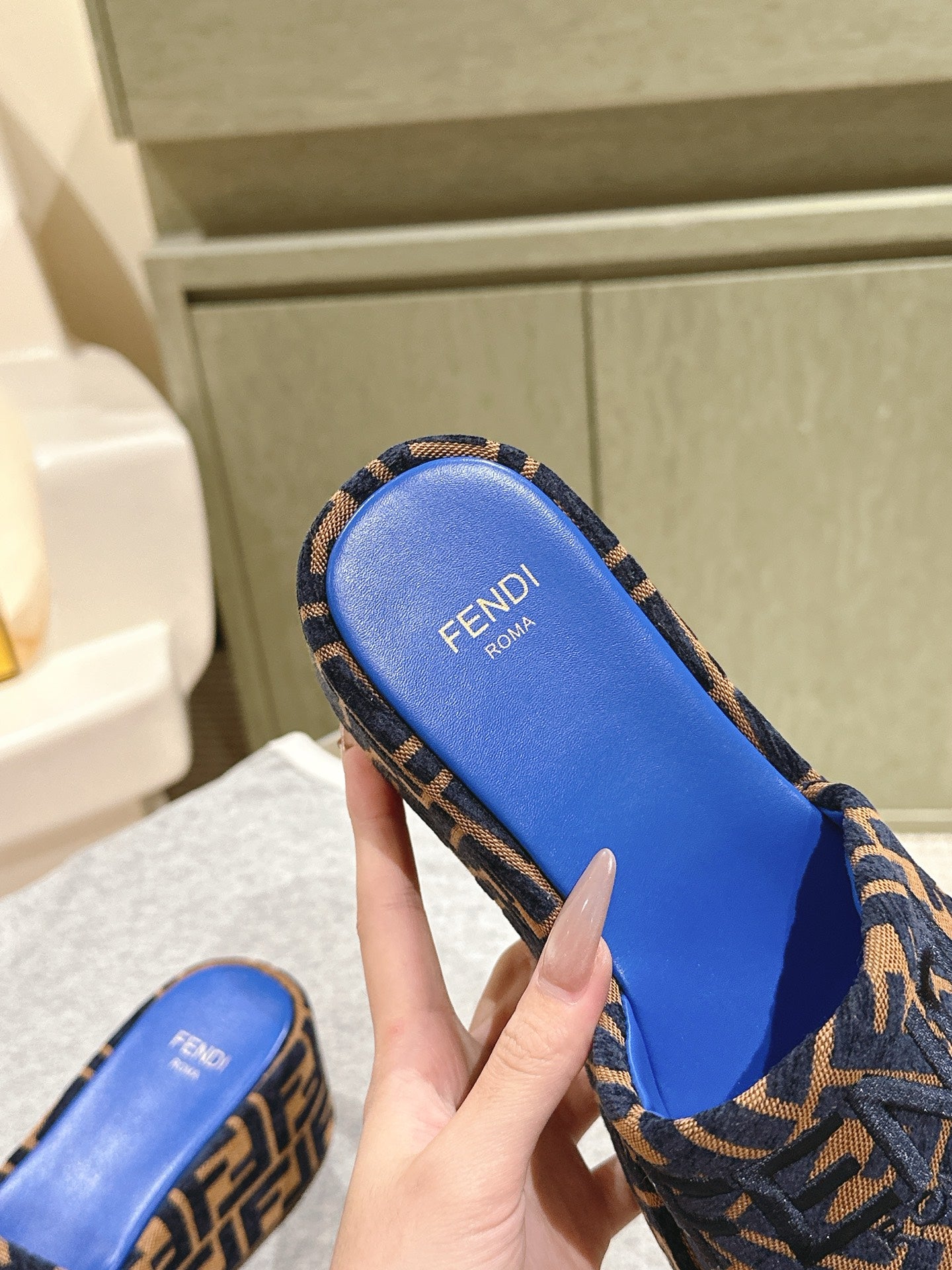 LuxluxHouse Best Quality Fendi Women Shoes
