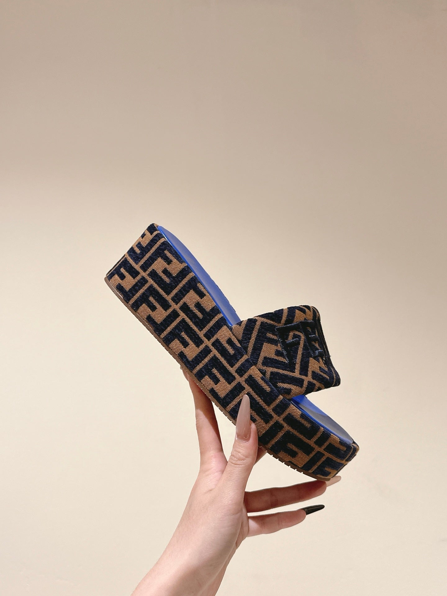 LuxluxHouse Best Quality Fendi Women Shoes
