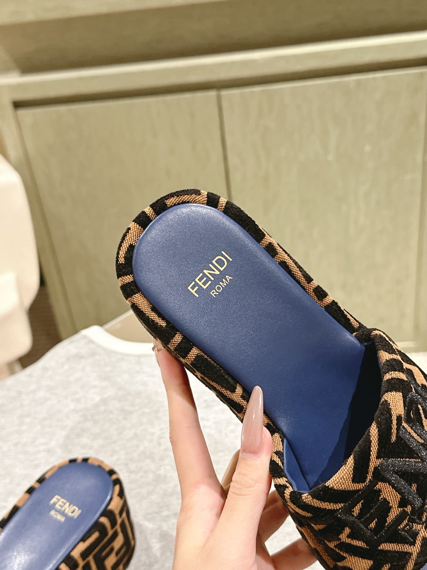 LuxluxHouse Best Quality Fendi Women Shoes