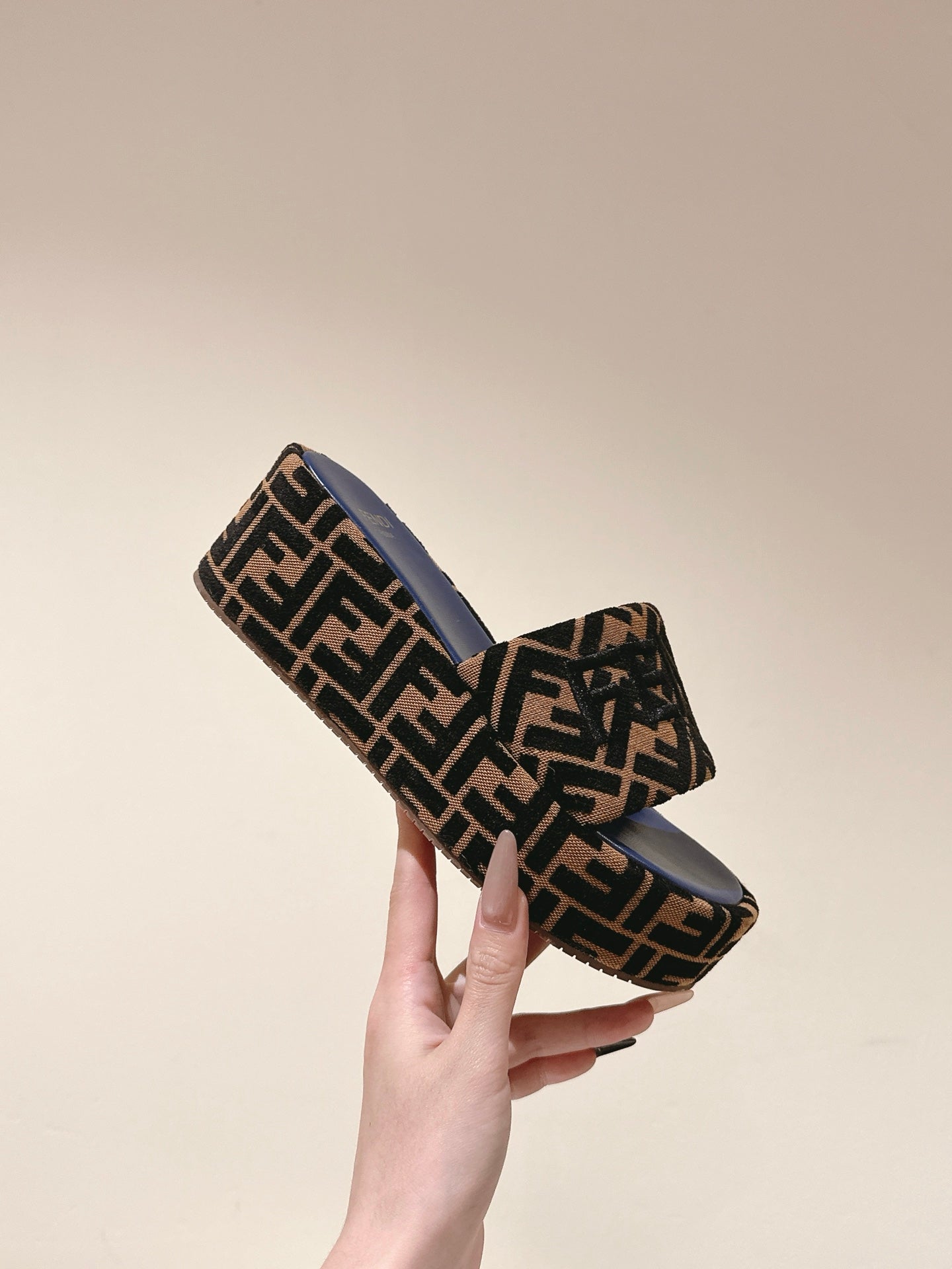 LuxluxHouse Best Quality Fendi Women Shoes