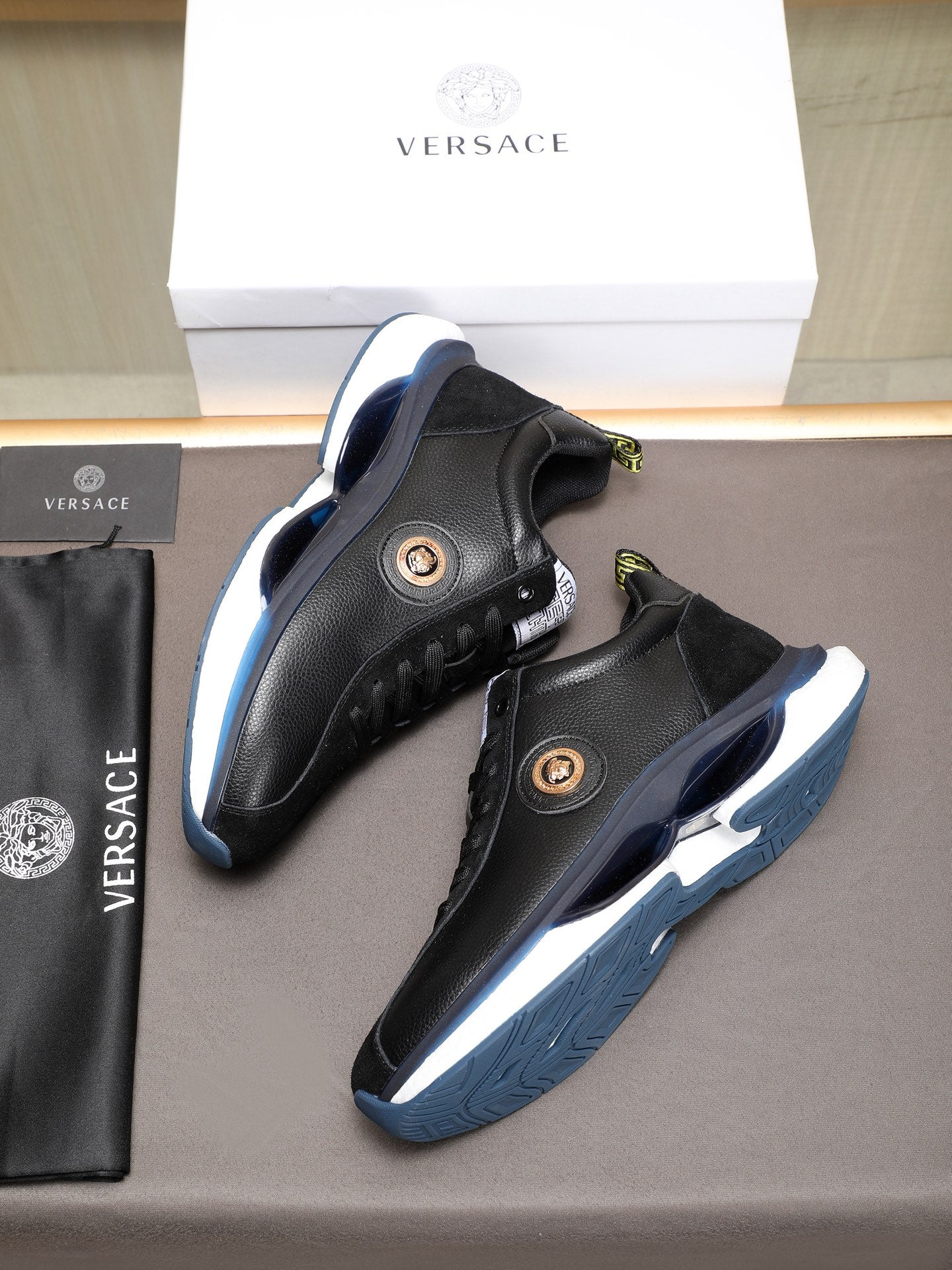 LuxluxHouse Best Quality Shoes Versace