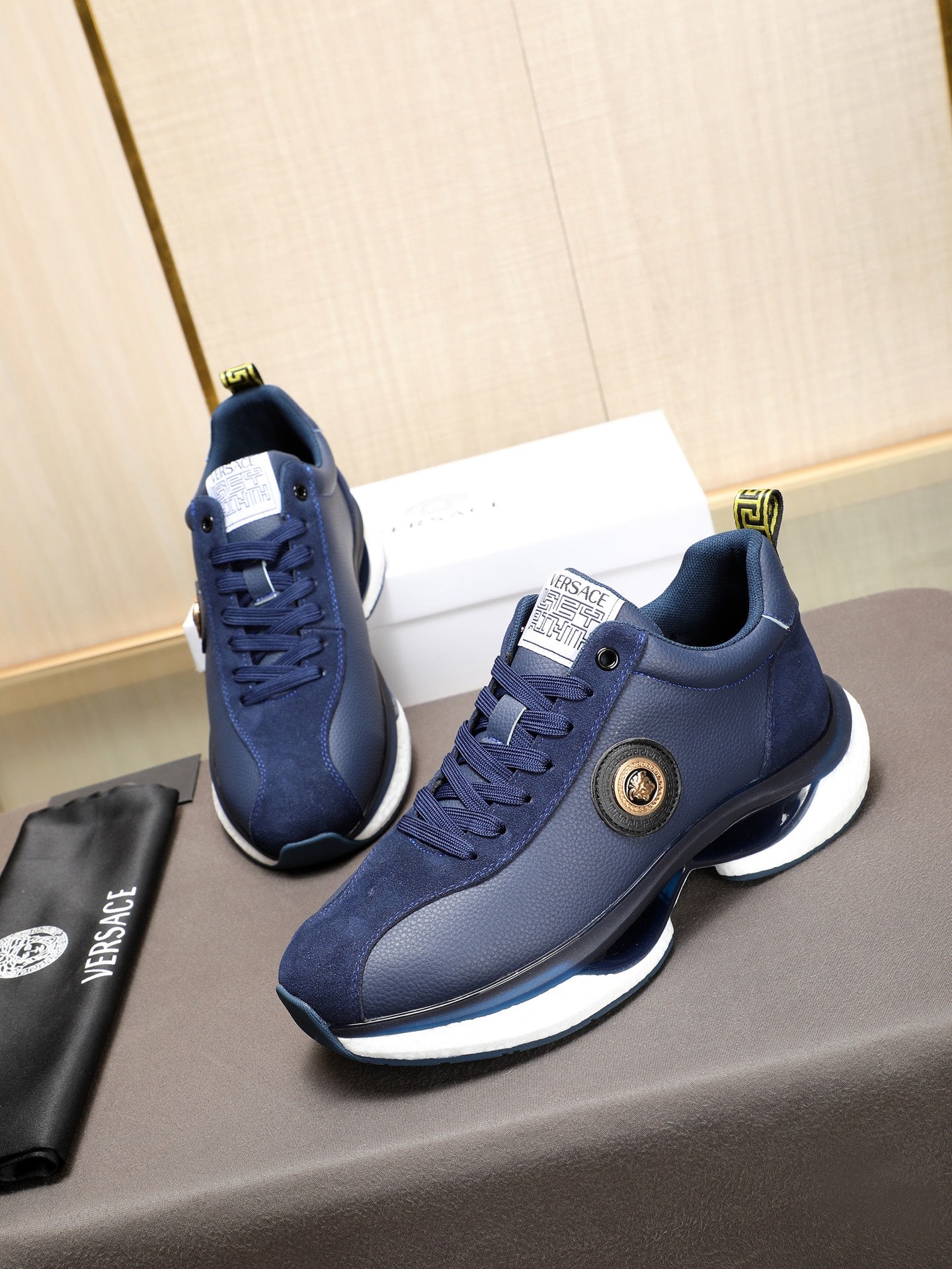 LuxluxHouse Best Quality Shoes Versace