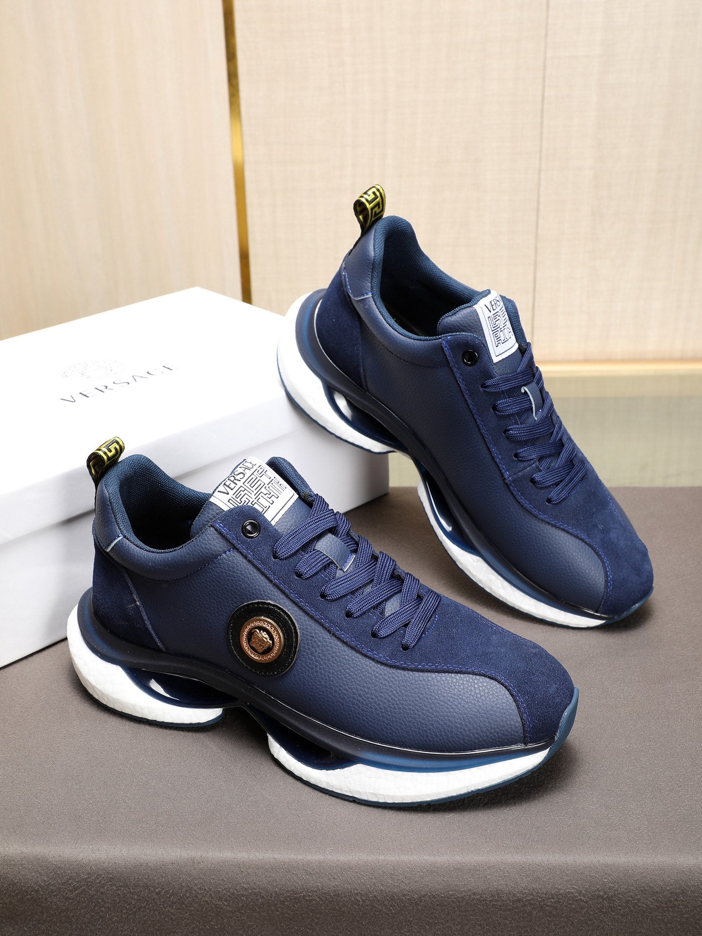 LuxluxHouse Best Quality Shoes Versace