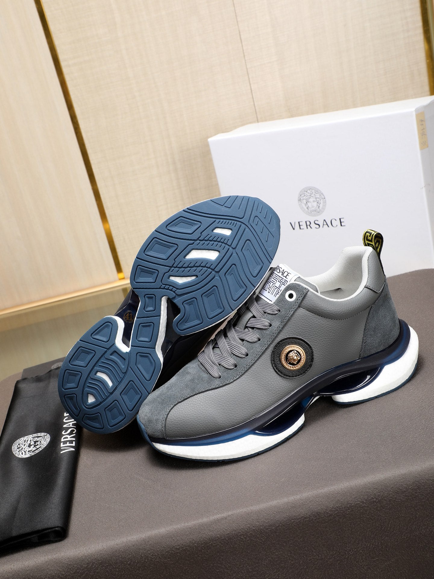 LuxluxHouse Best Quality Shoes Versace