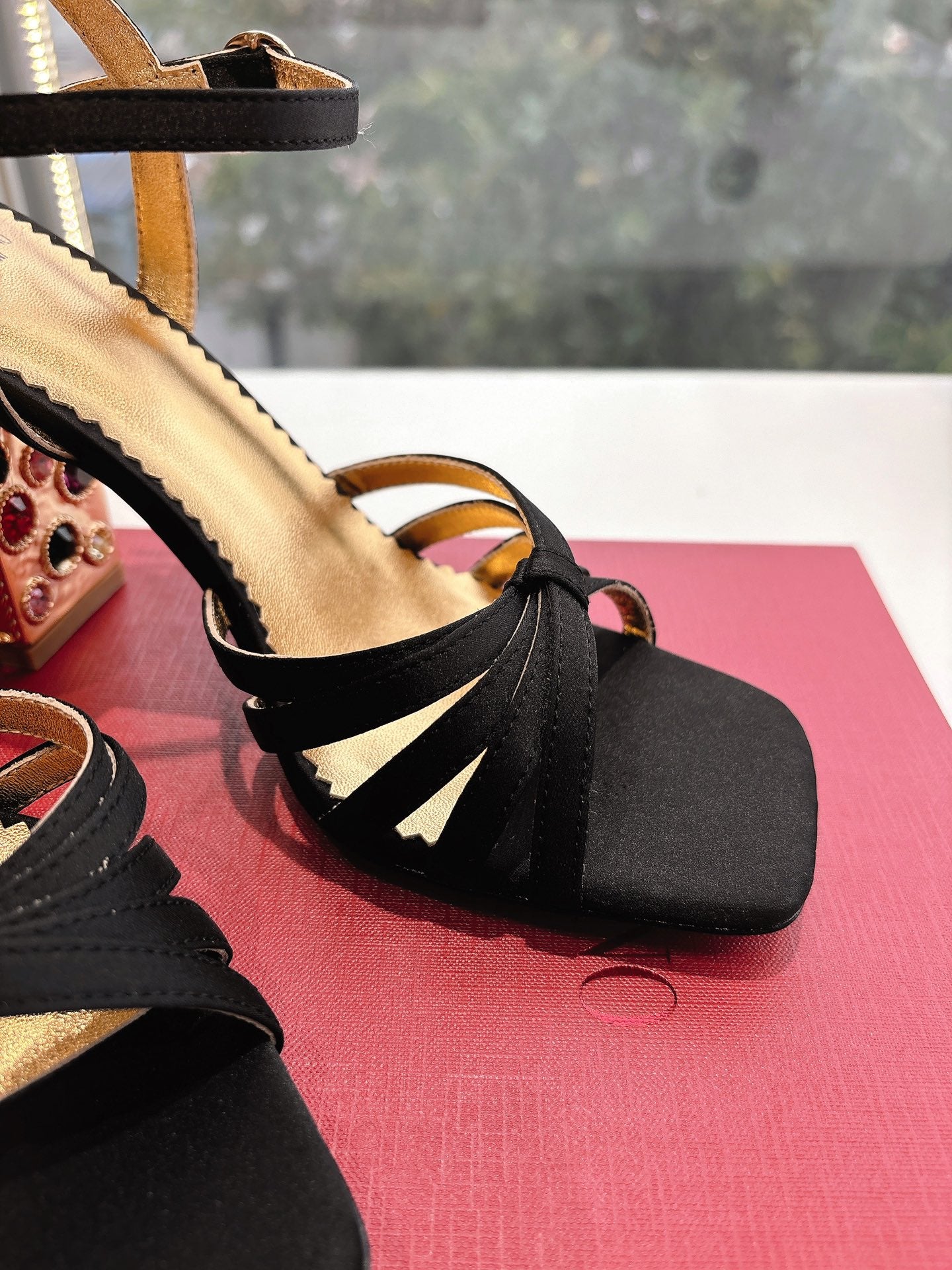 LuxluxHouse Best Quality Valentino Women Shoes