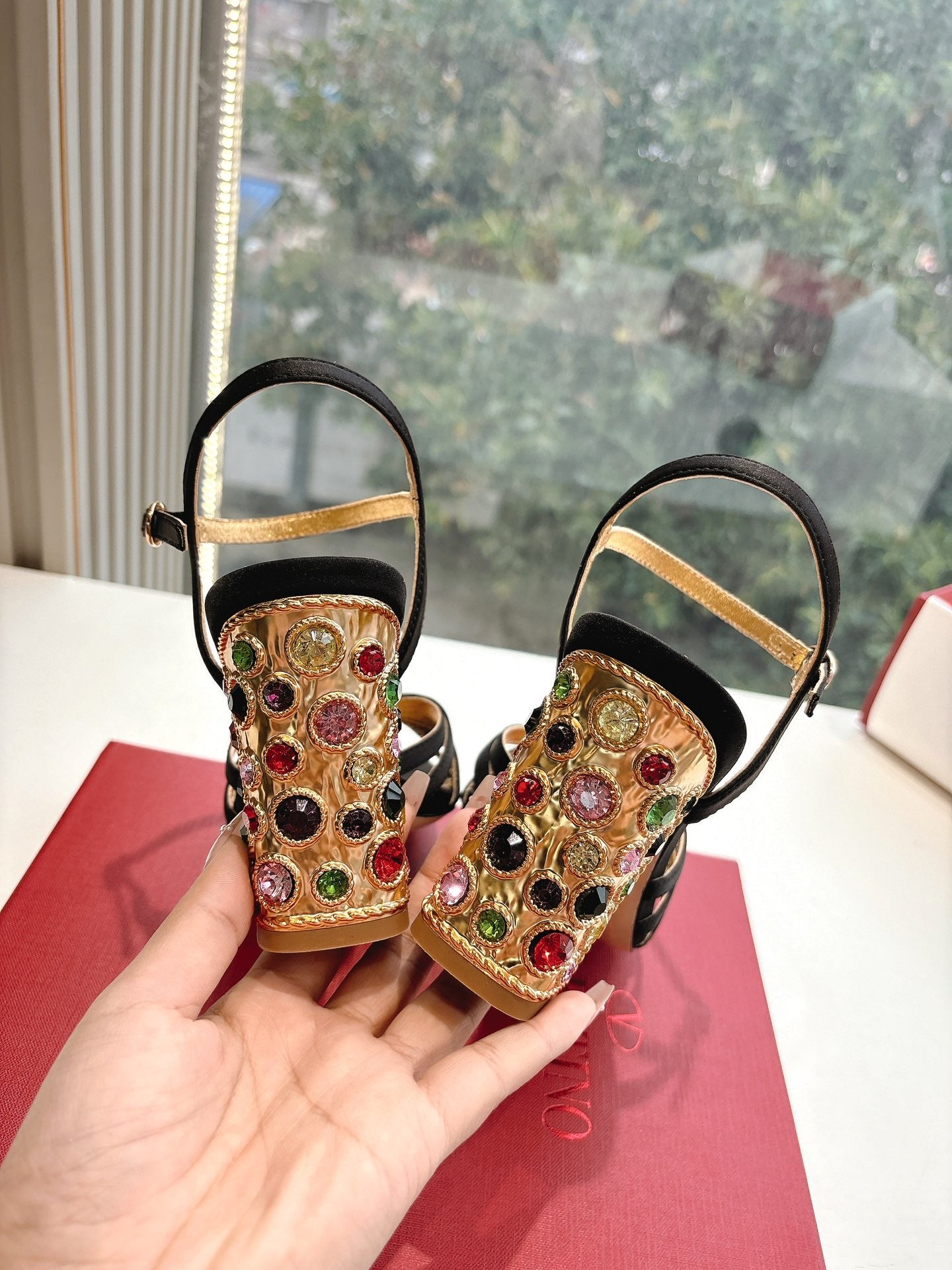 LuxluxHouse Best Quality Valentino Women Shoes