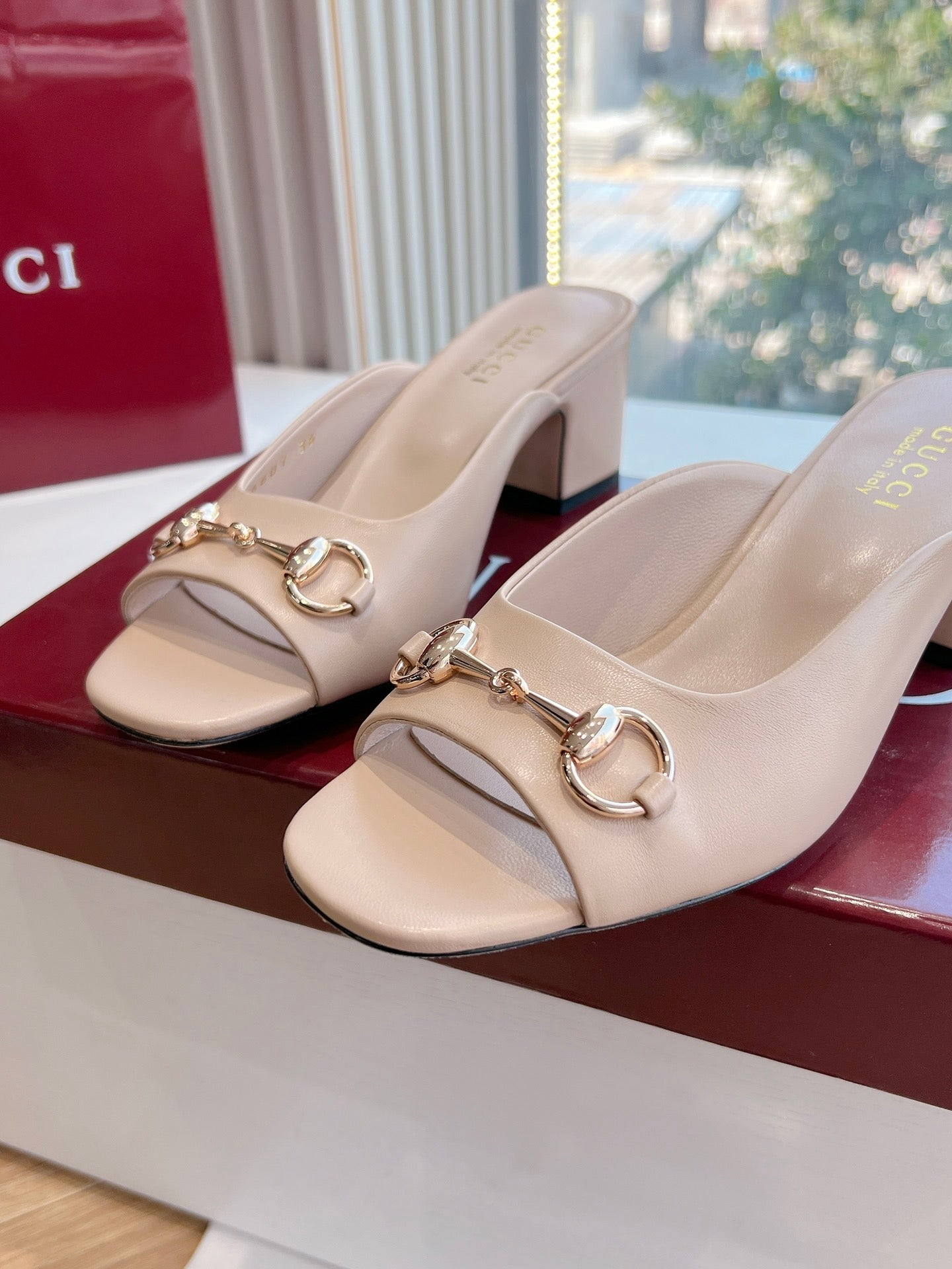 LuxluxHouse Best Quality Gucci Women Shoes