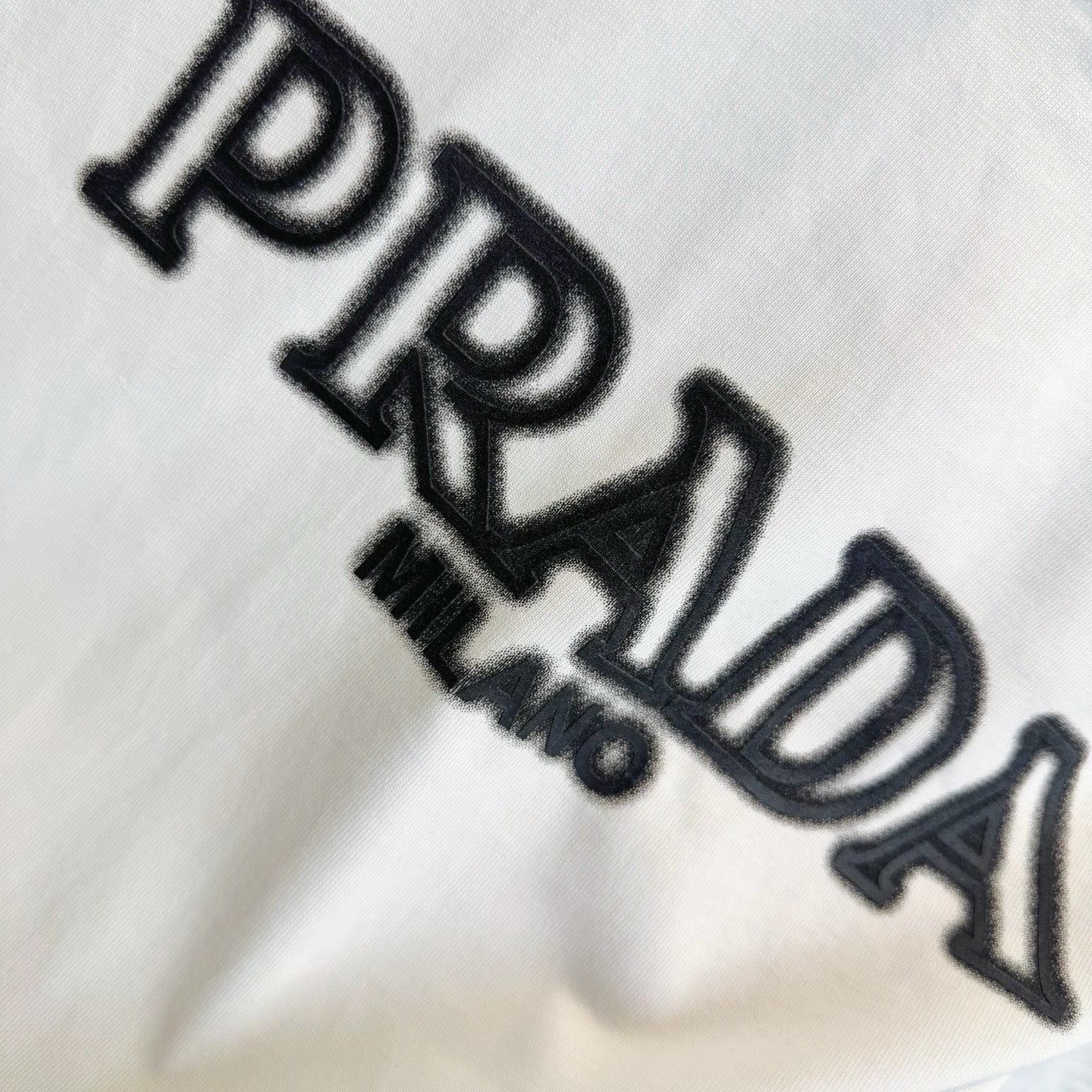 LuxluxHouse Best Quality Clothes T-shirt Prada