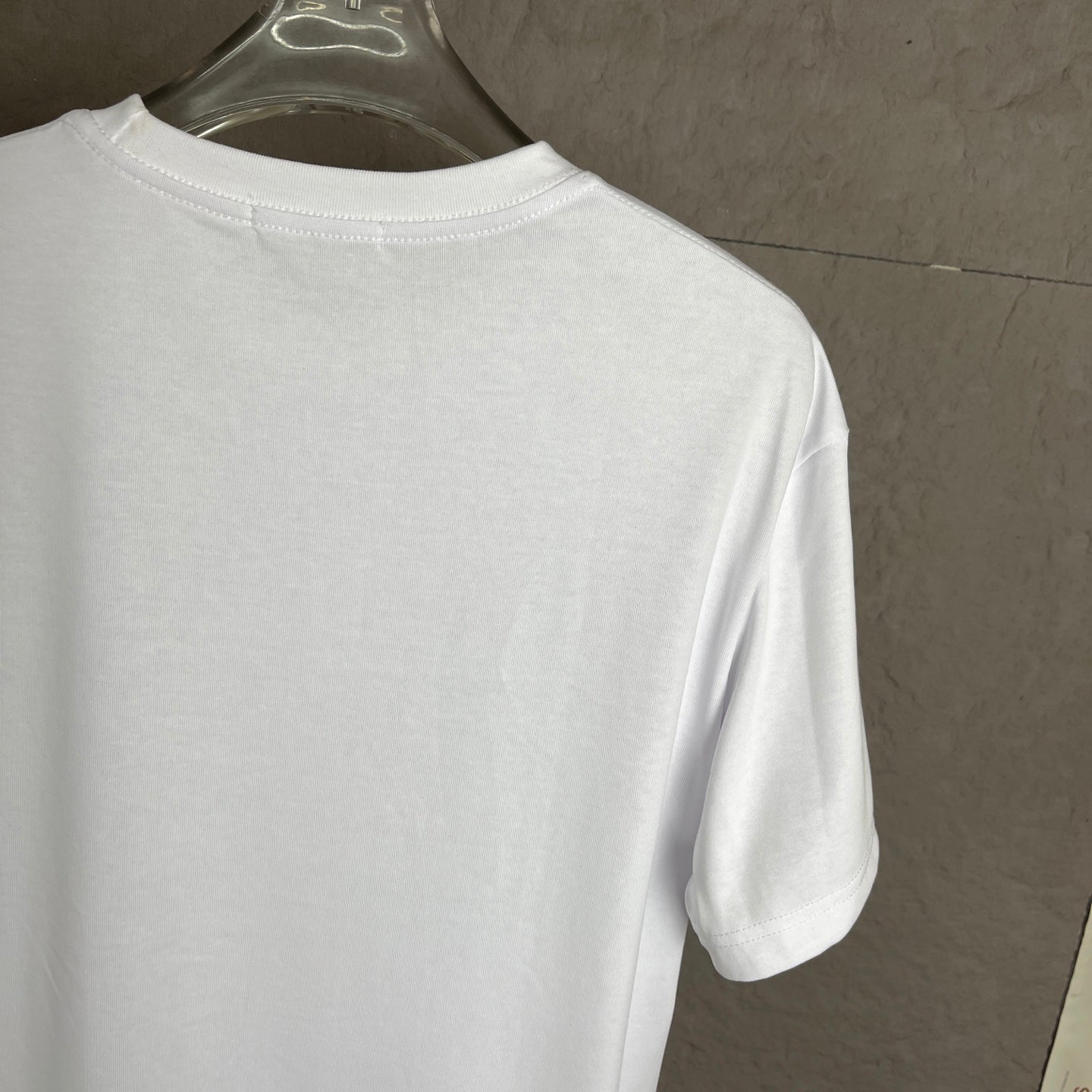 LuxluxHouse Best Quality Clothes T-shirt Prada