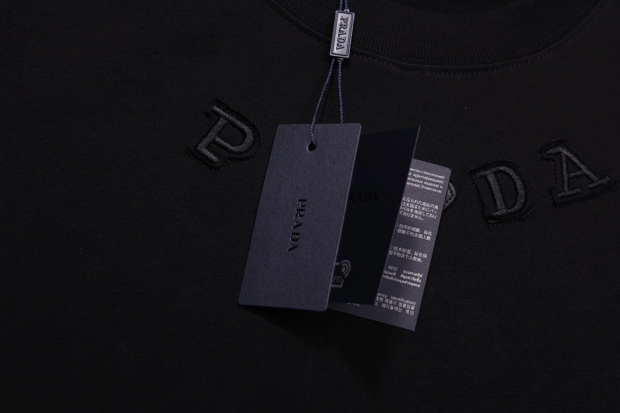 LuxluxHouse Best Quality Clothes T-shirt Prada