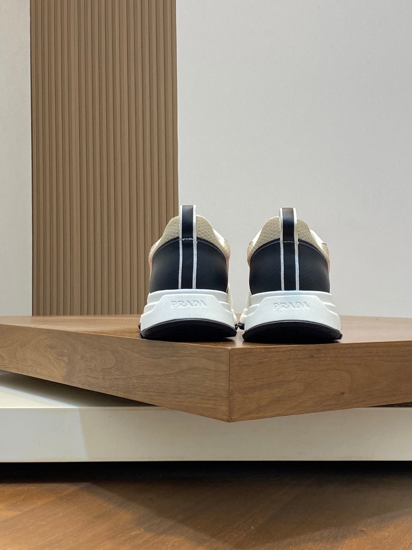 LuxluxHouse Best Quality Shoes Prada