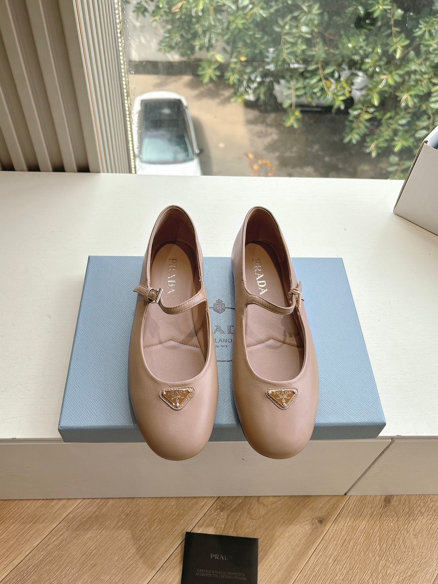 LuxluxHouse Best Quality Women Shoes Prada