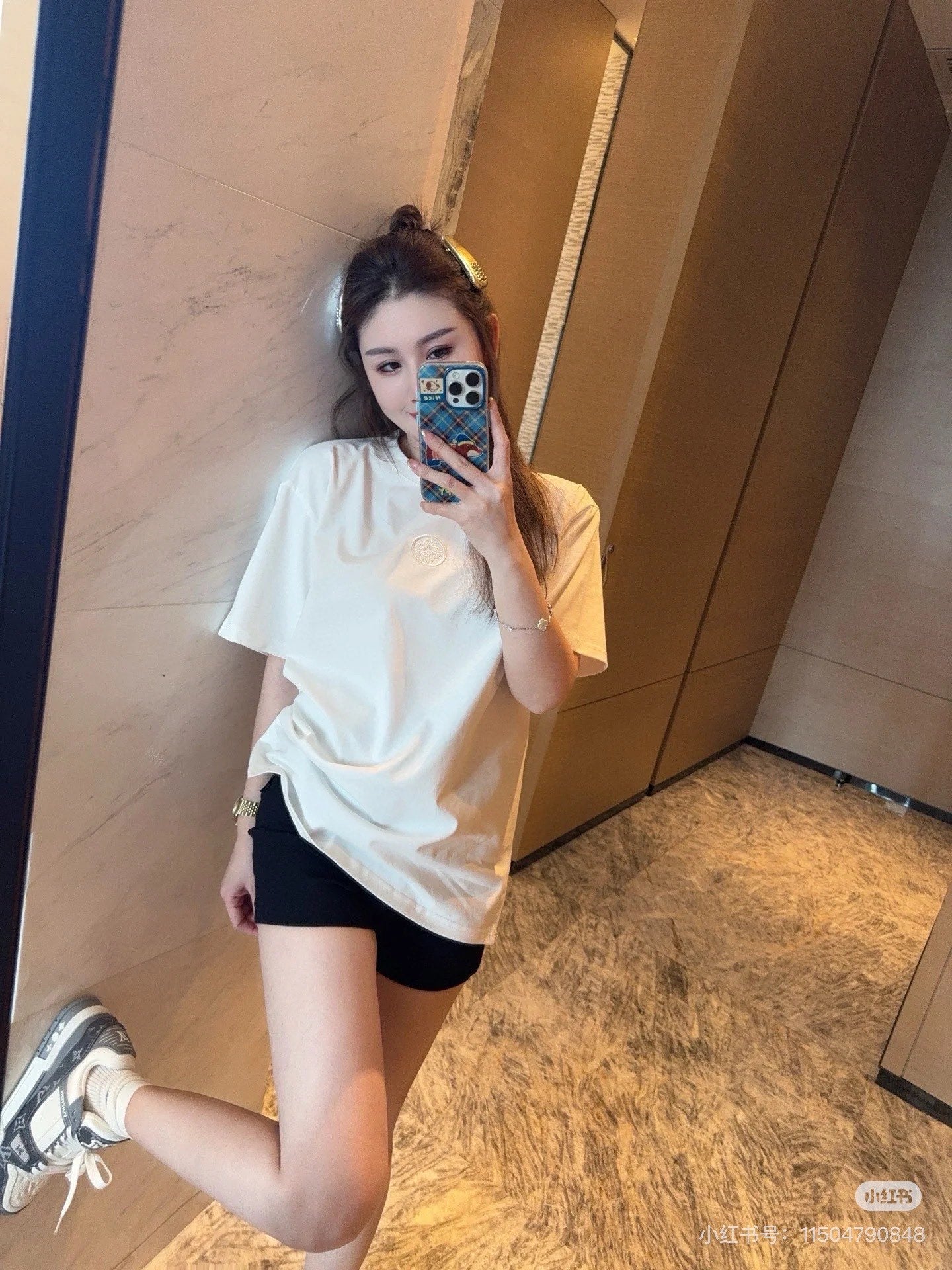 LuxluxHouse Best Quality Clothes T-shirt Louis Vuitton