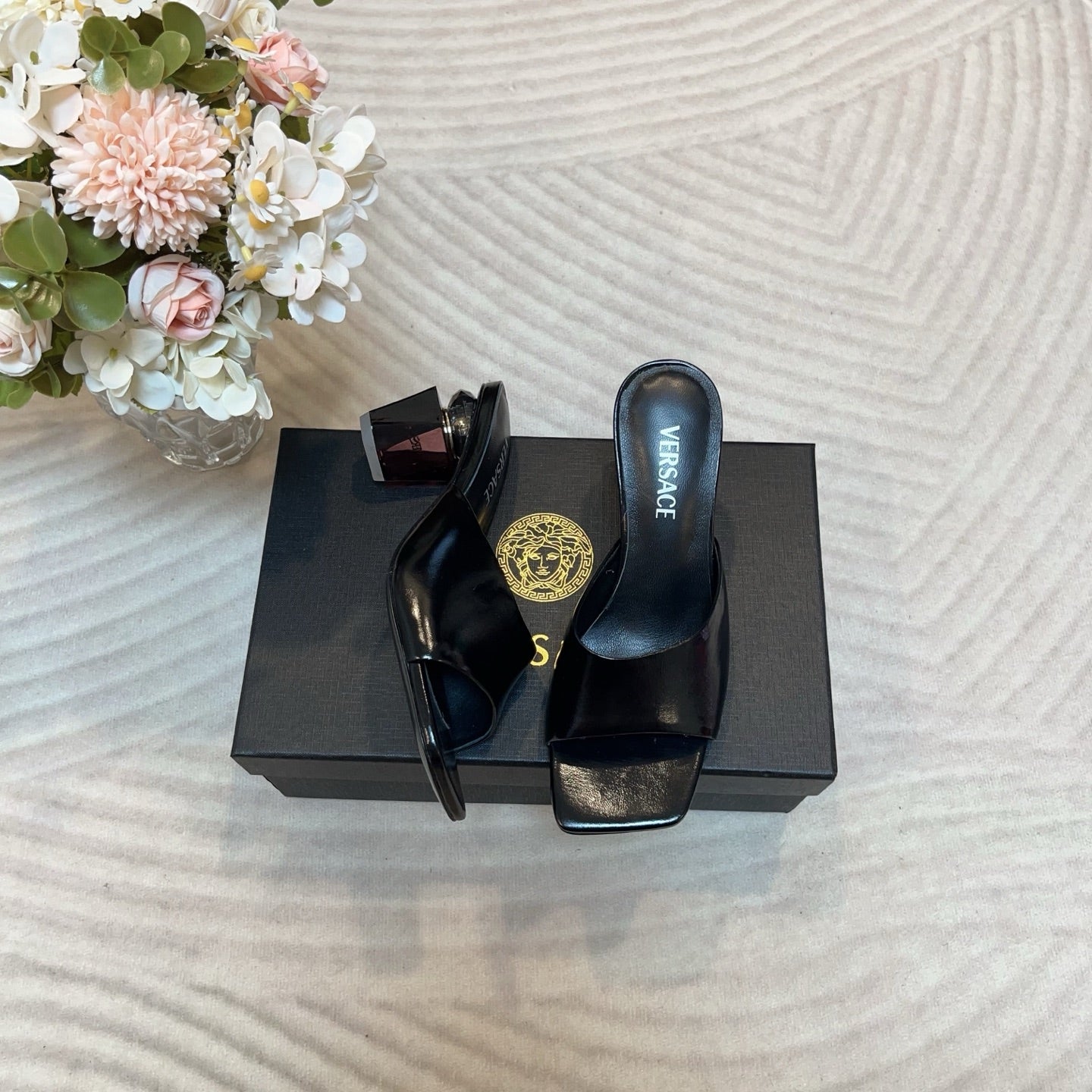 LuxluxHouse Best Quality Versace Women Shoes
