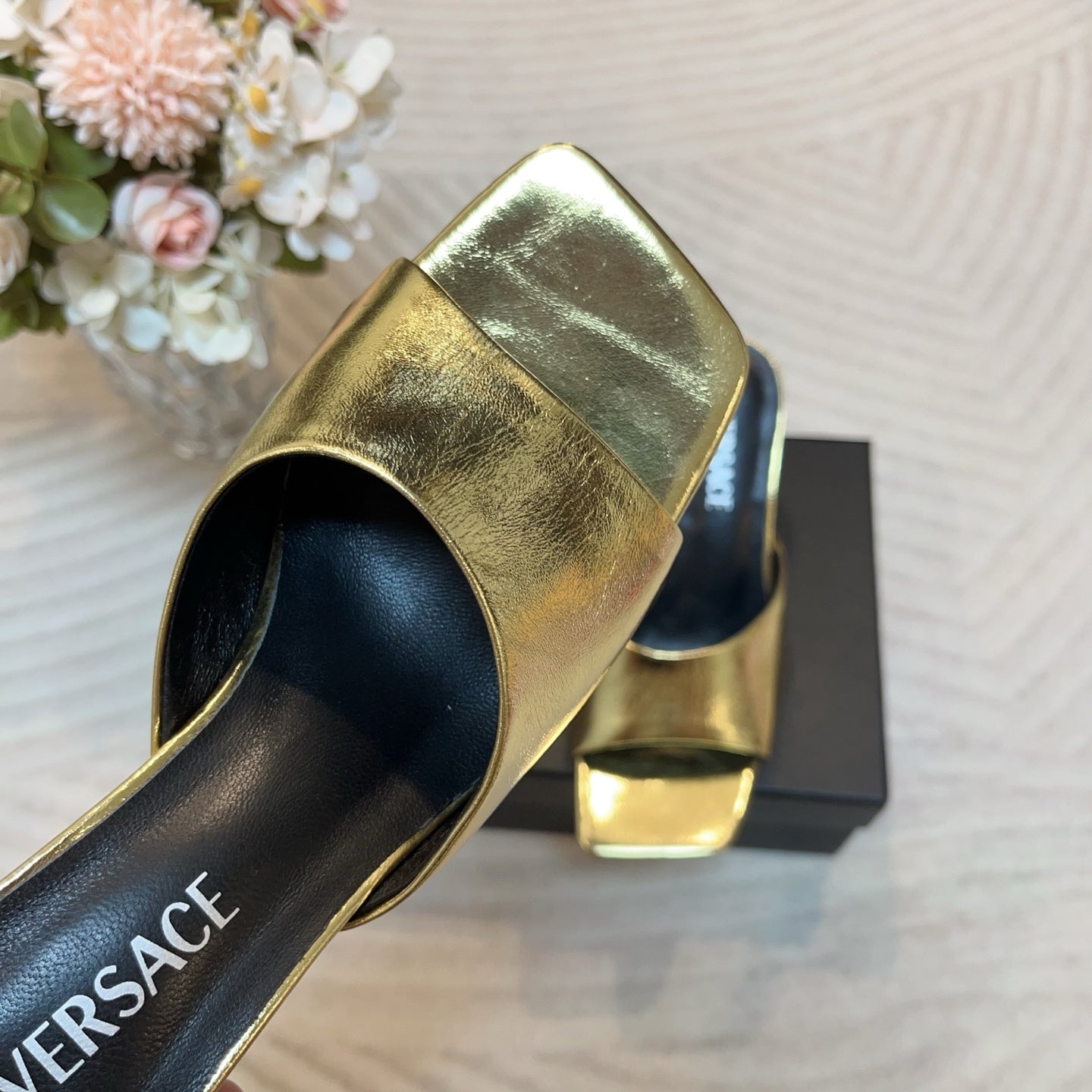 LuxluxHouse Best Quality Versace Women Shoes