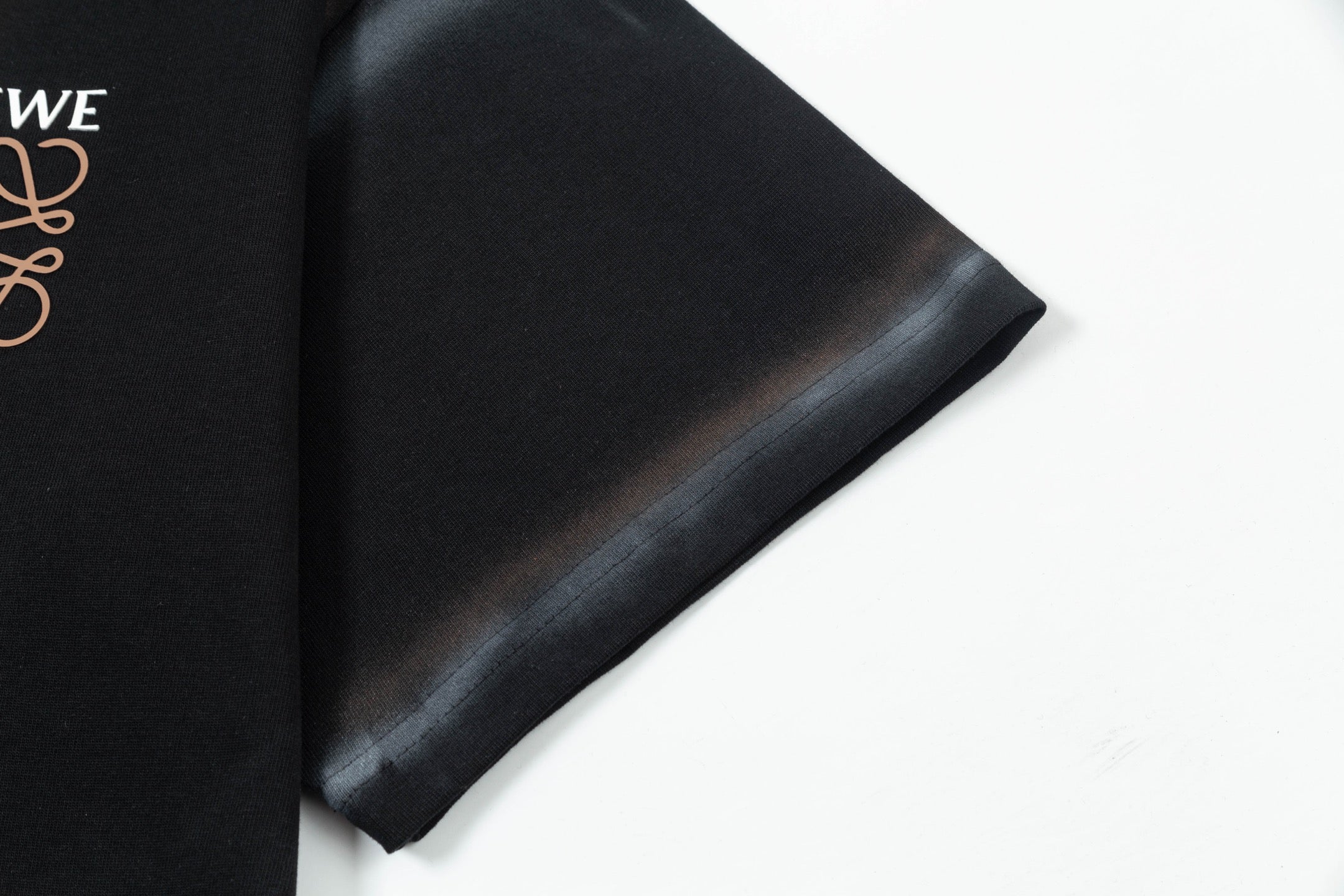LuxluxHouse Best Quality Clothes T-shirt Loewe