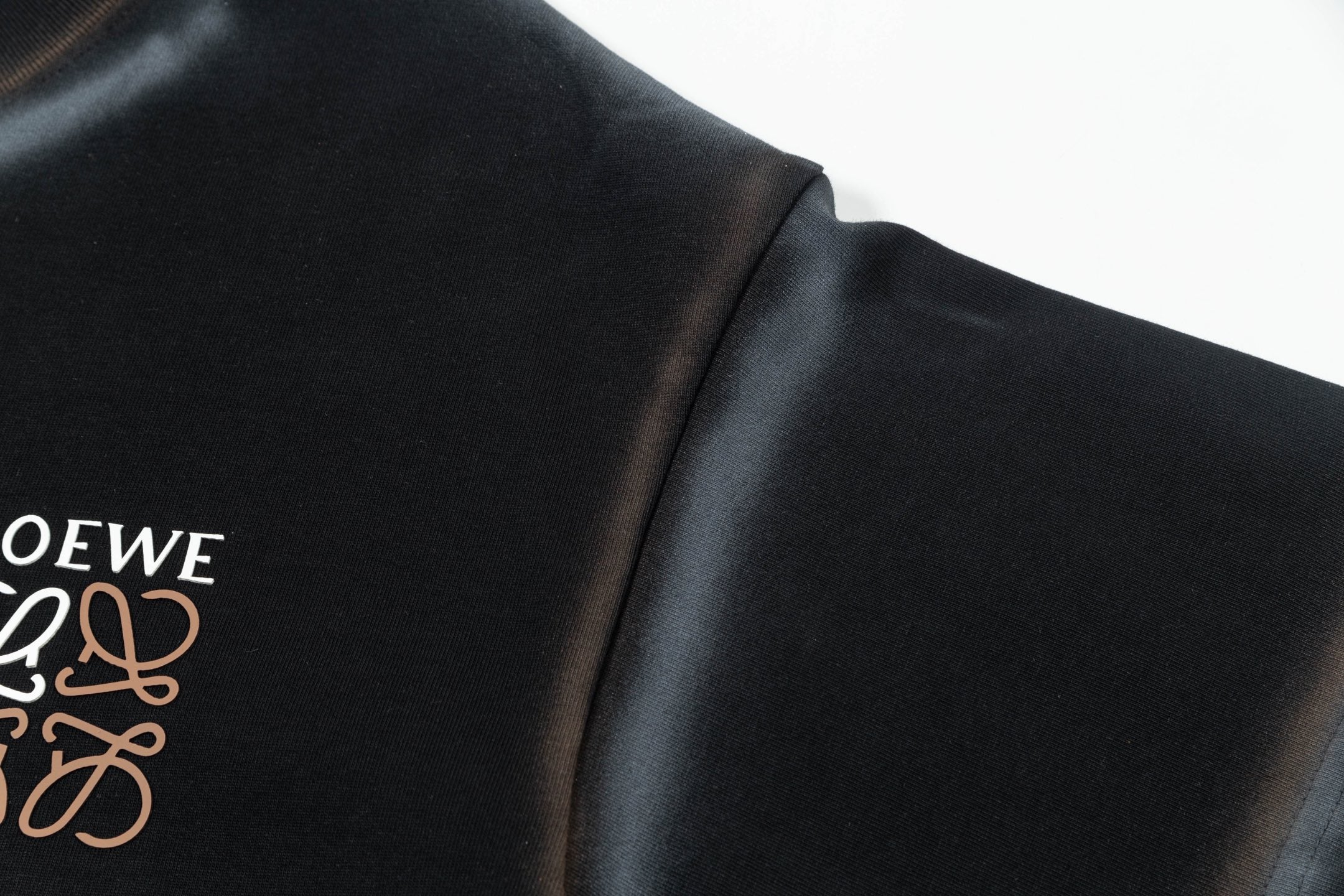 LuxluxHouse Best Quality Clothes T-shirt Loewe