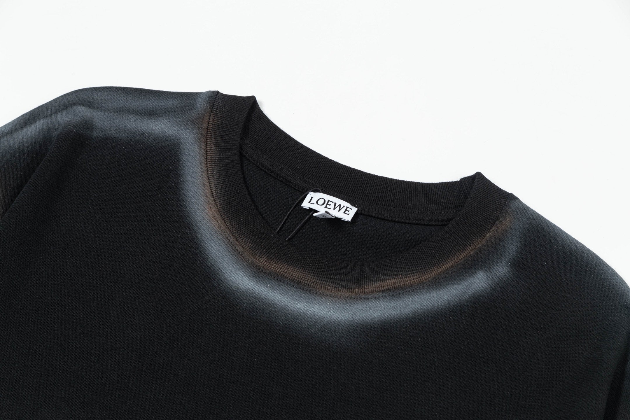 LuxluxHouse Best Quality Clothes T-shirt Loewe
