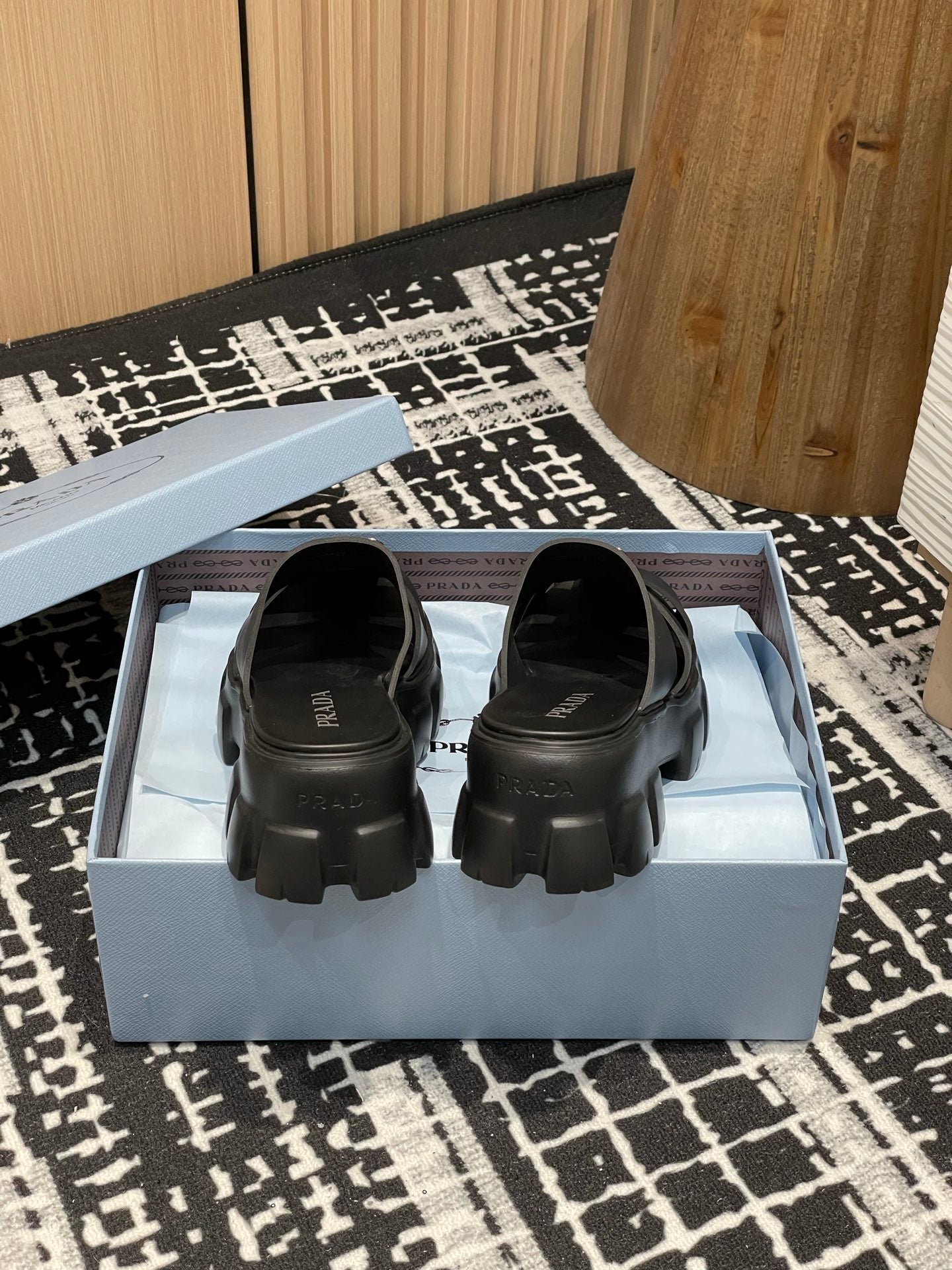 LuxluxHouse Best Quality Women Shoes Prada