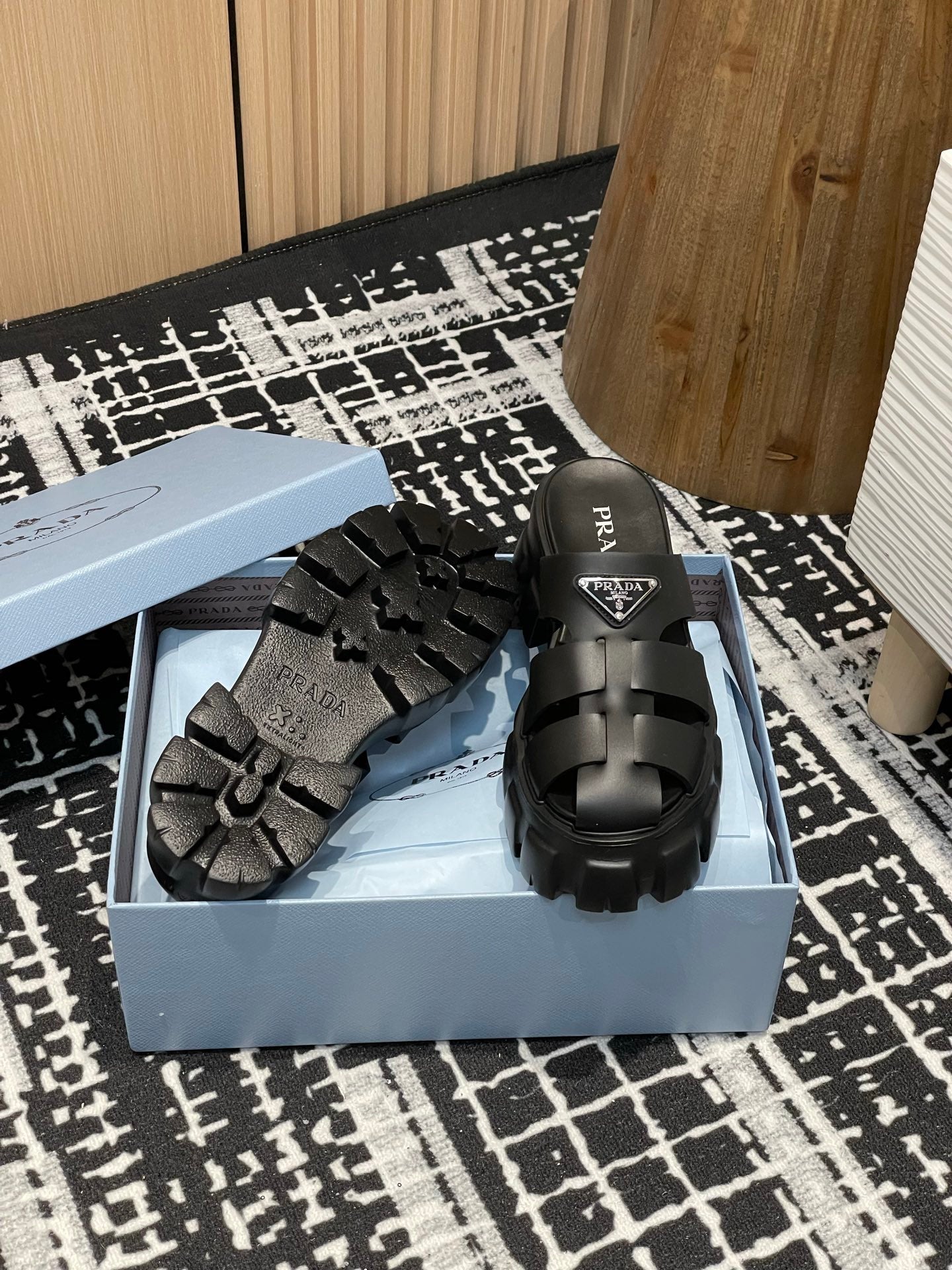 LuxluxHouse Best Quality Women Shoes Prada