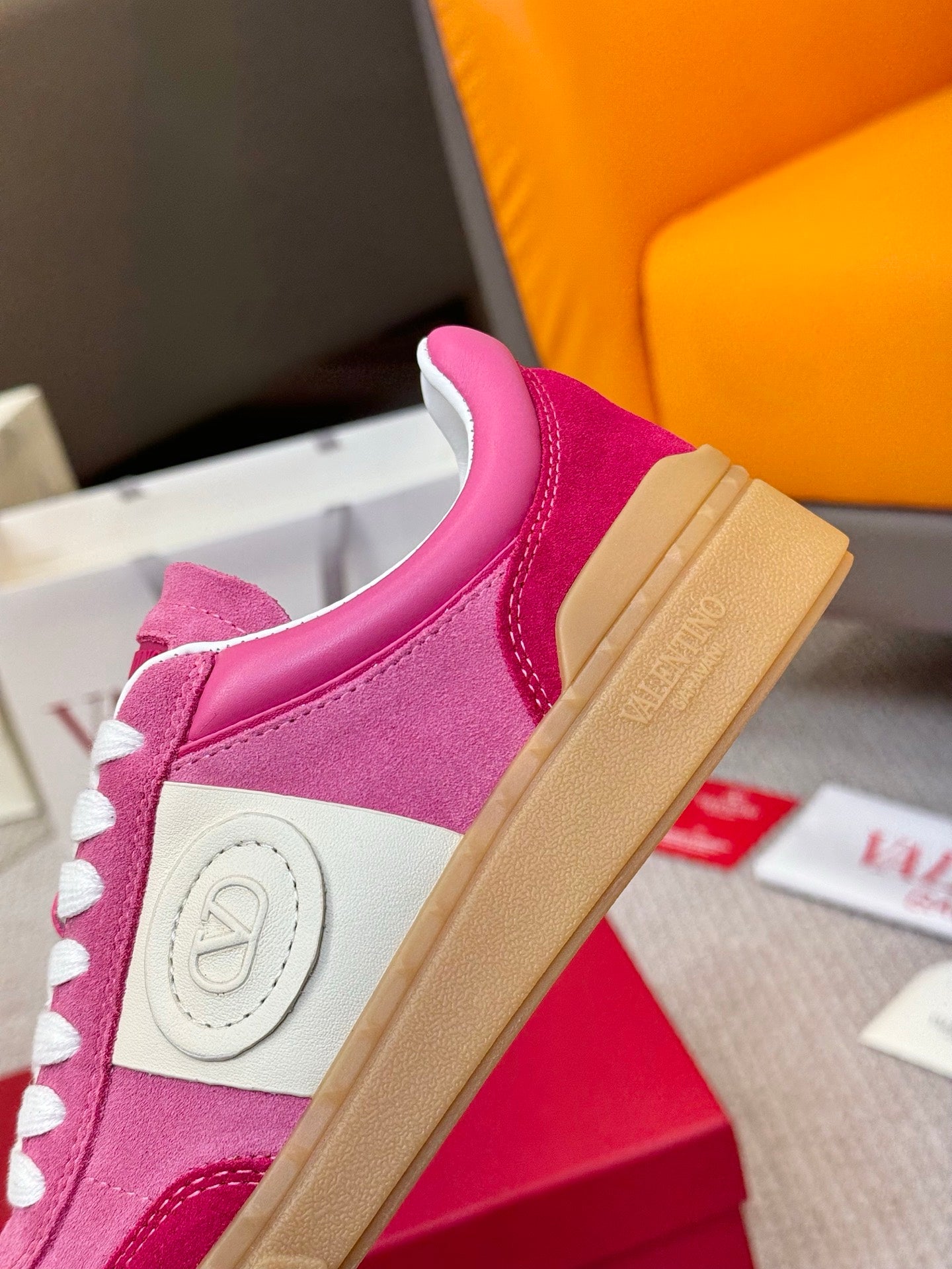 LuxluxHouse Best Quality Shoes Valentino