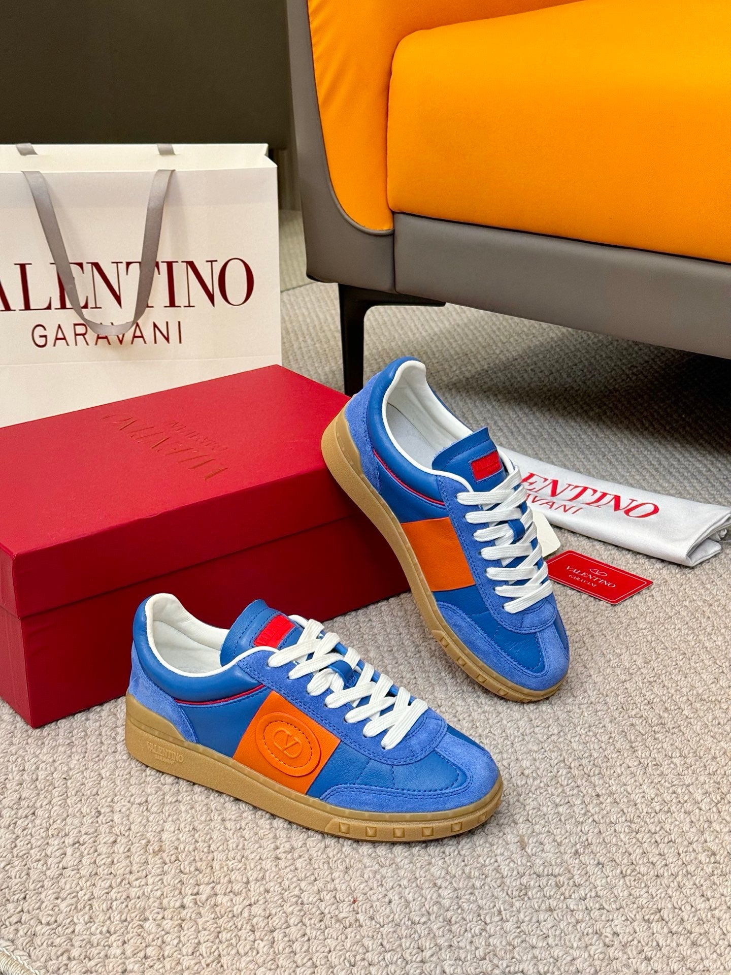 LuxluxHouse Best Quality Shoes Valentino