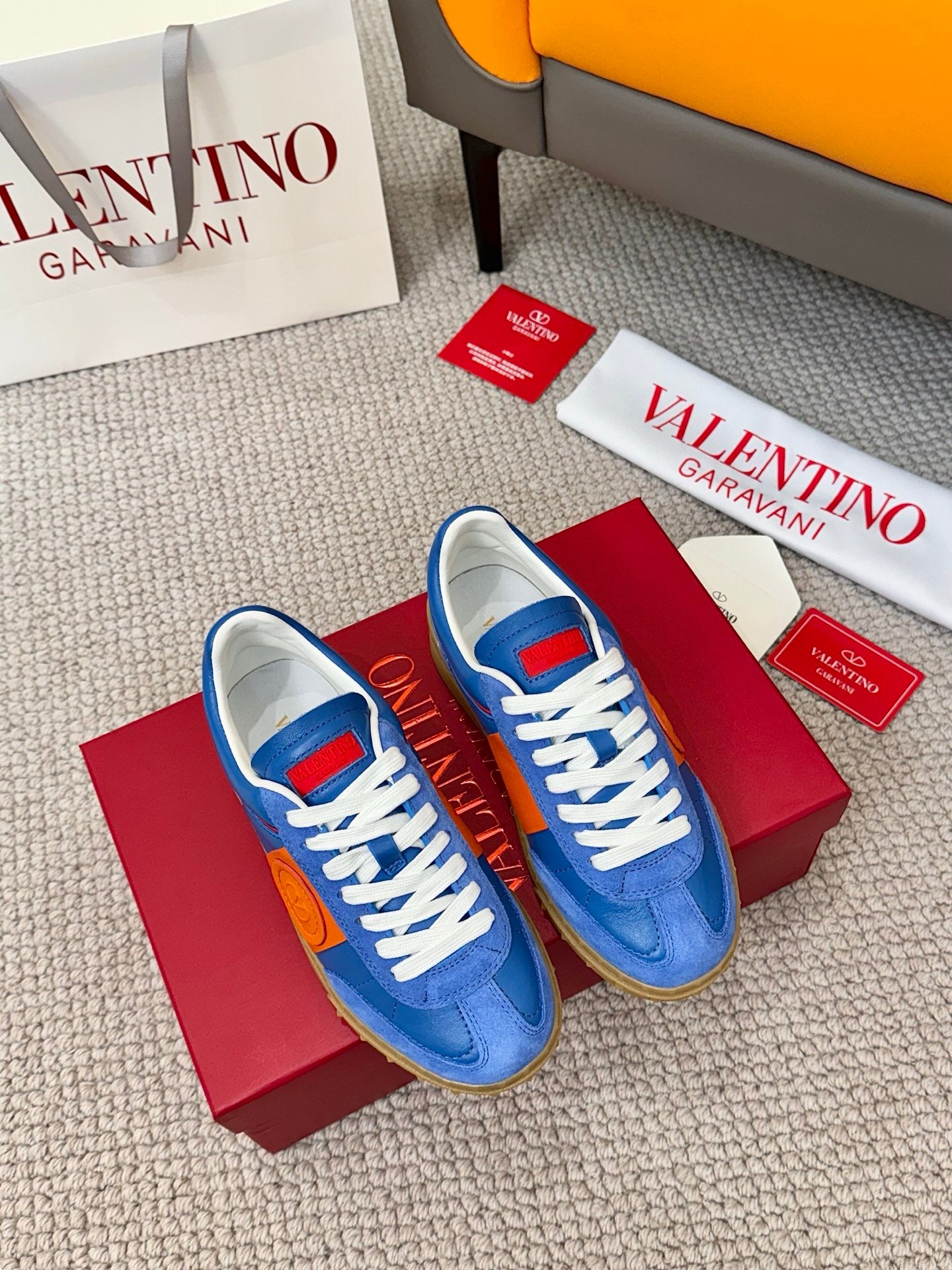 LuxluxHouse Best Quality Shoes Valentino