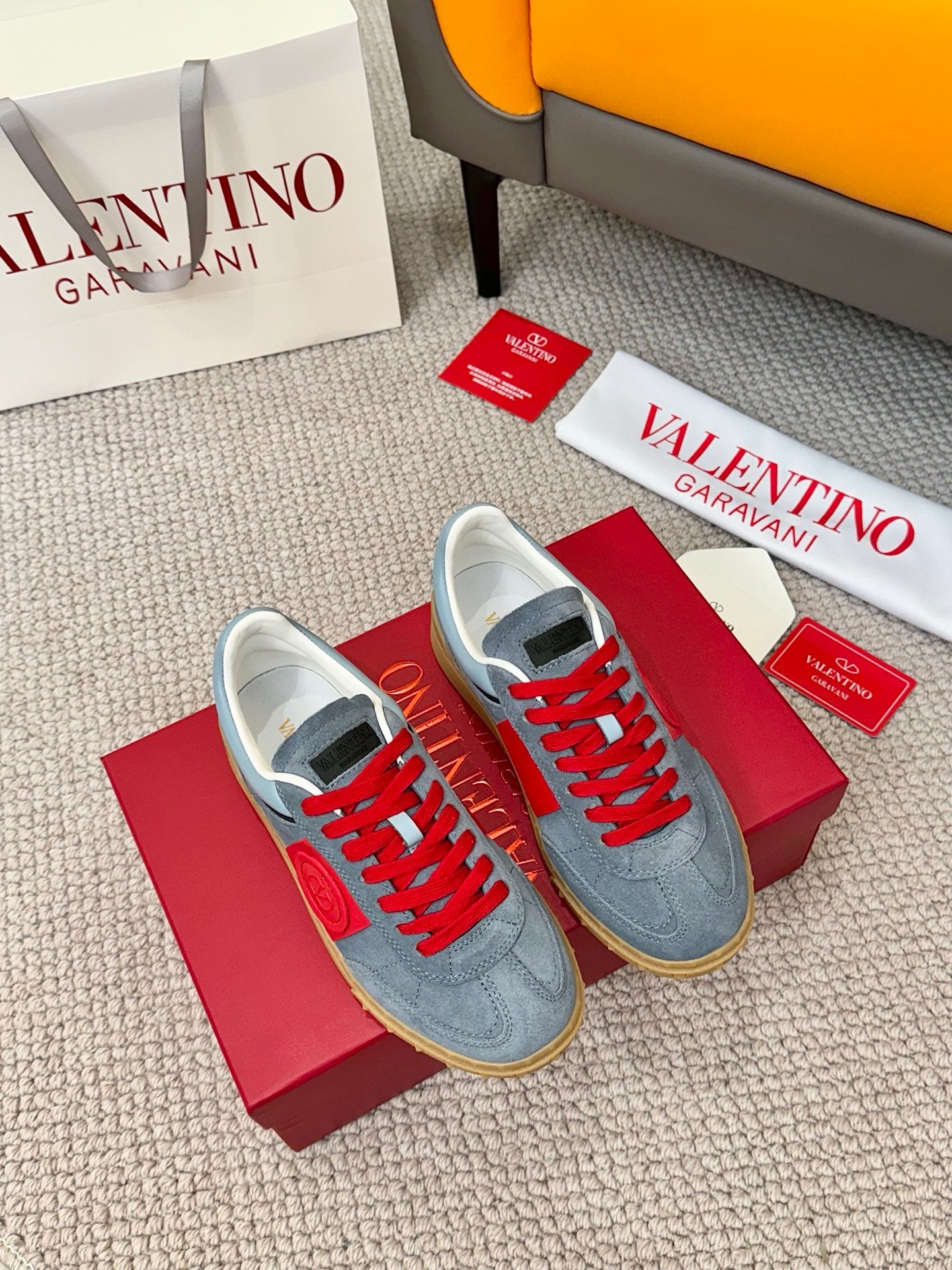 LuxluxHouse Best Quality Shoes Valentino