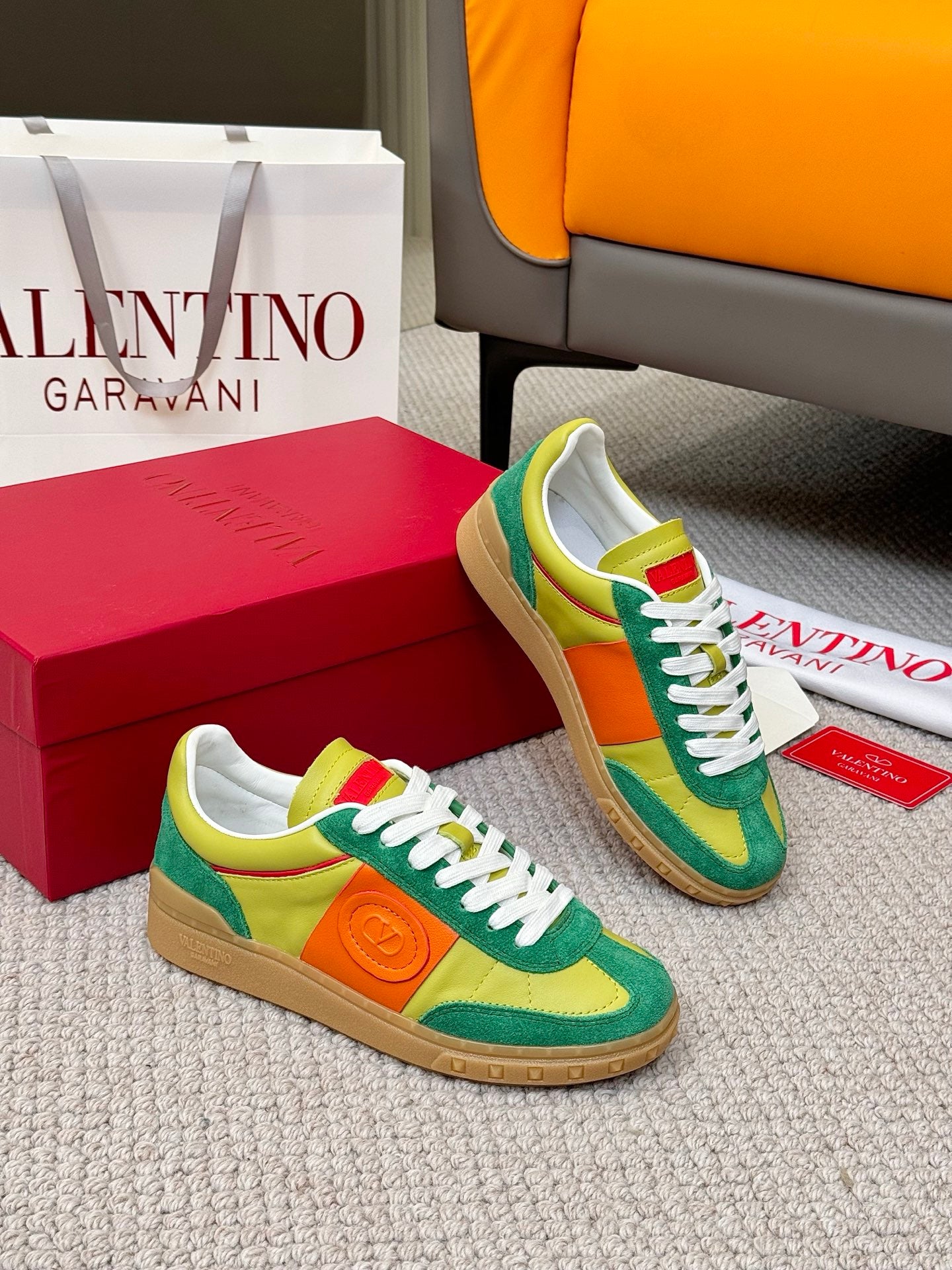 LuxluxHouse Best Quality Shoes Valentino